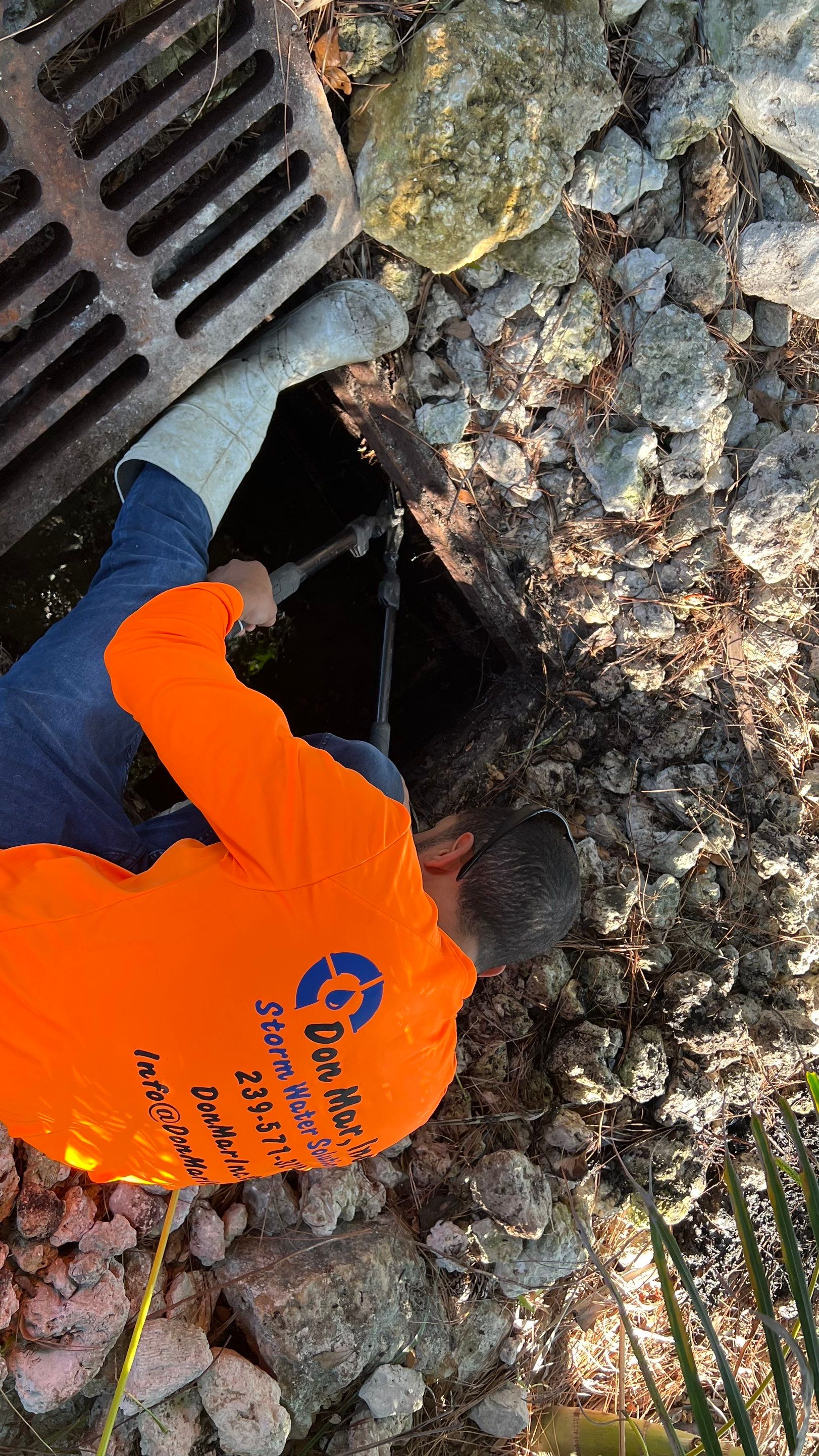 Neighborhood Catch Basin Cleaning by APS Power & Water