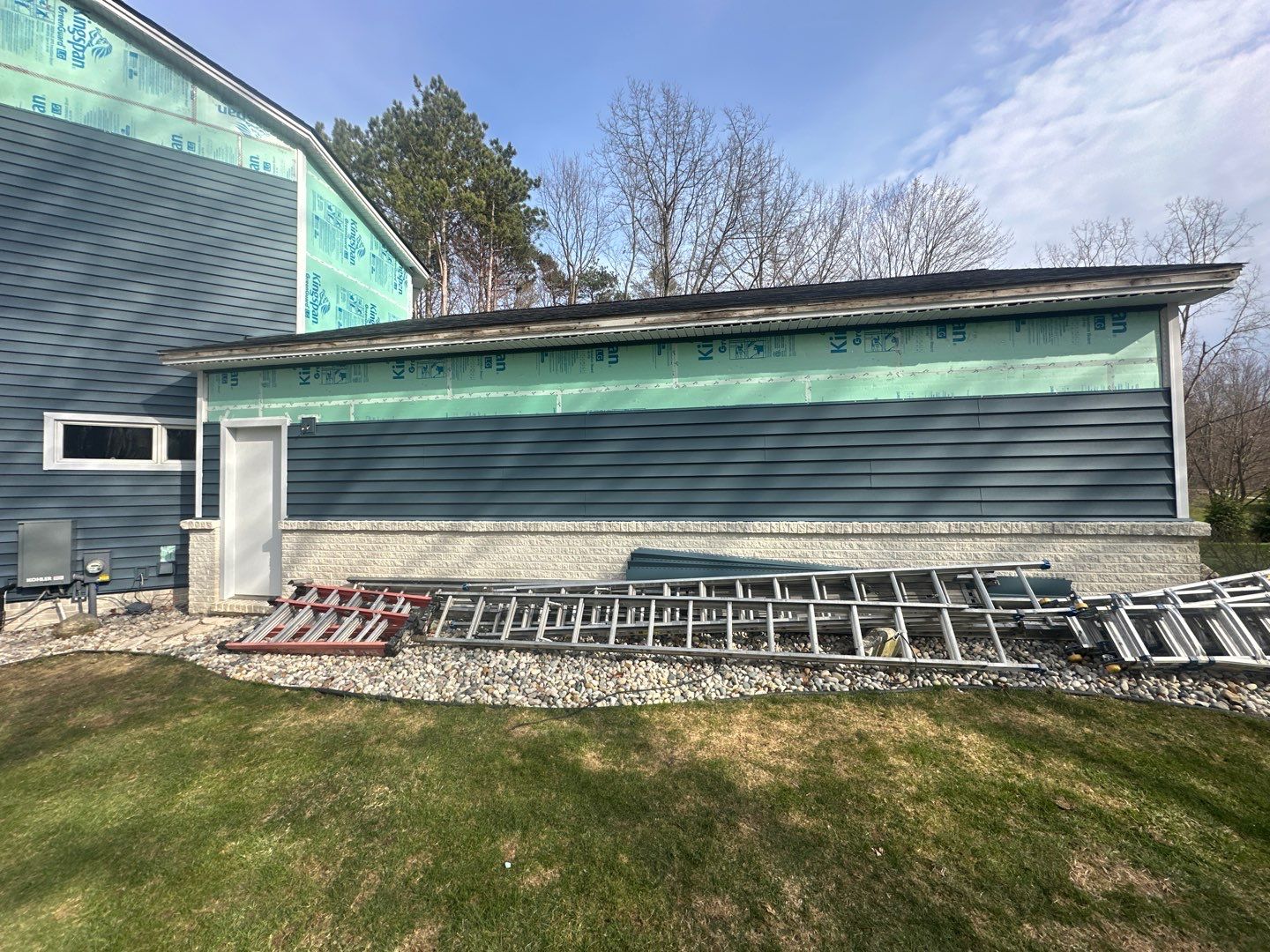 Siding Replacement using Certainteed Monogram D5 Pacific Blue by 180 Contractors