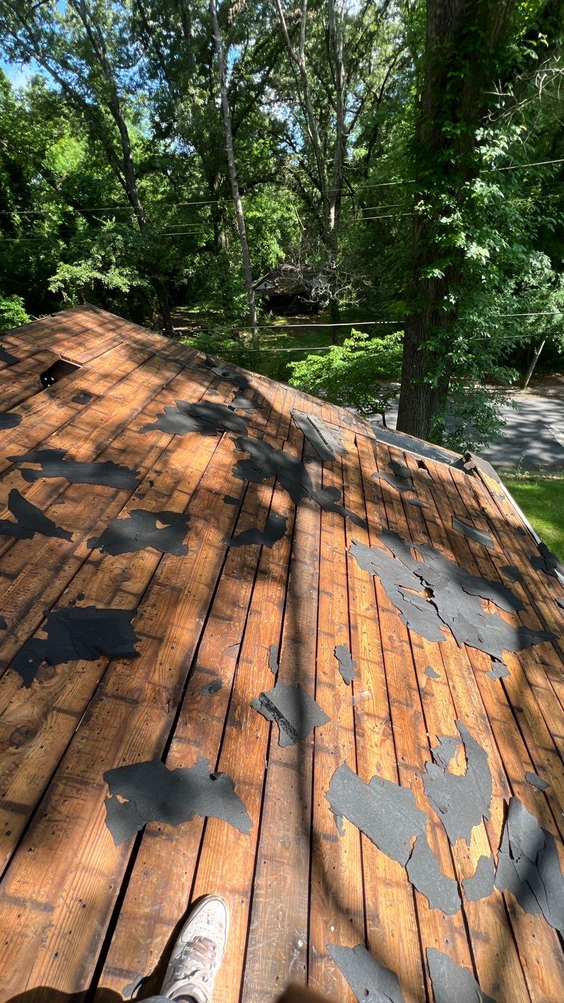 Tight Budget quality Residential Roof Installation by Roof Bullies