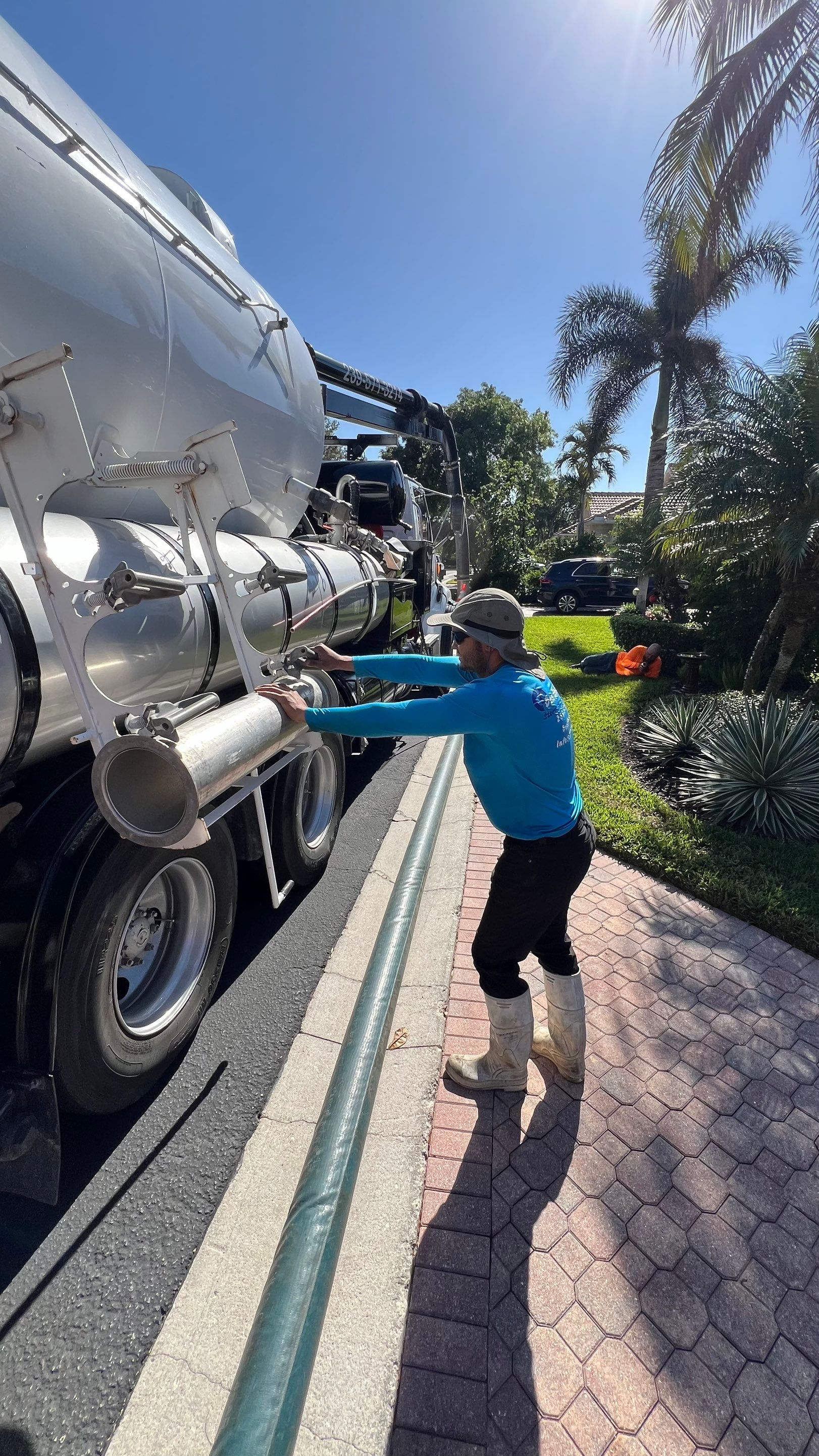North Naples Neighborhood Catch Basin Cleaning by APS Power & Water