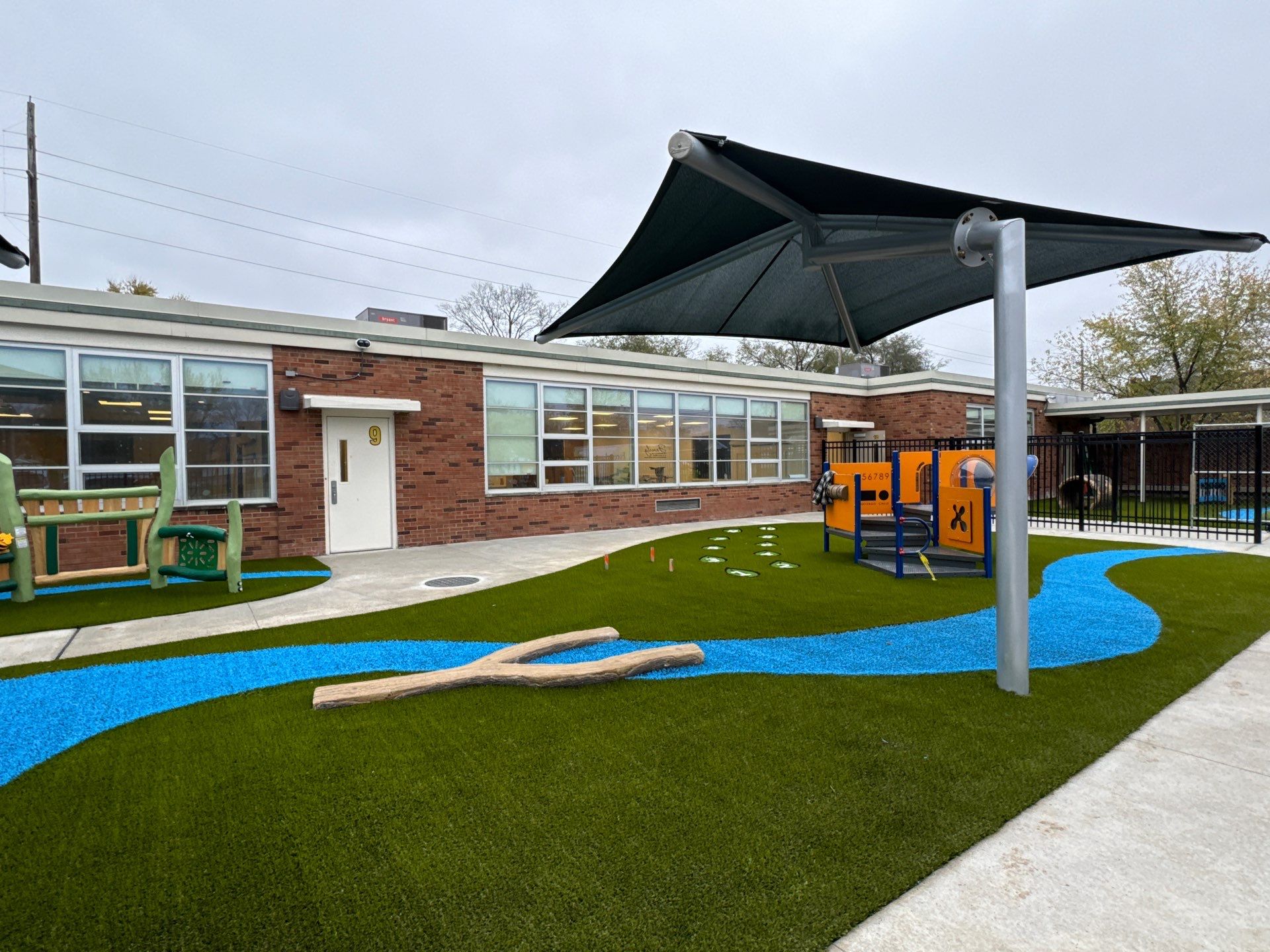 Richard L. Johnson Early Learning Center by ForeverLawn NEIN/INDY