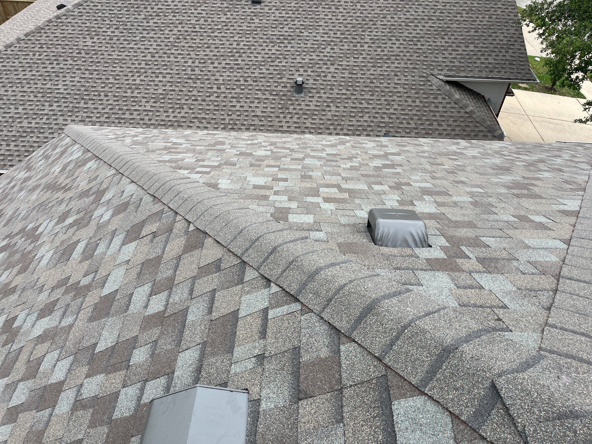 Residential Roofing Installation using Owen's Corning Duration (Lifetime) Shingles by Roof Repair Company