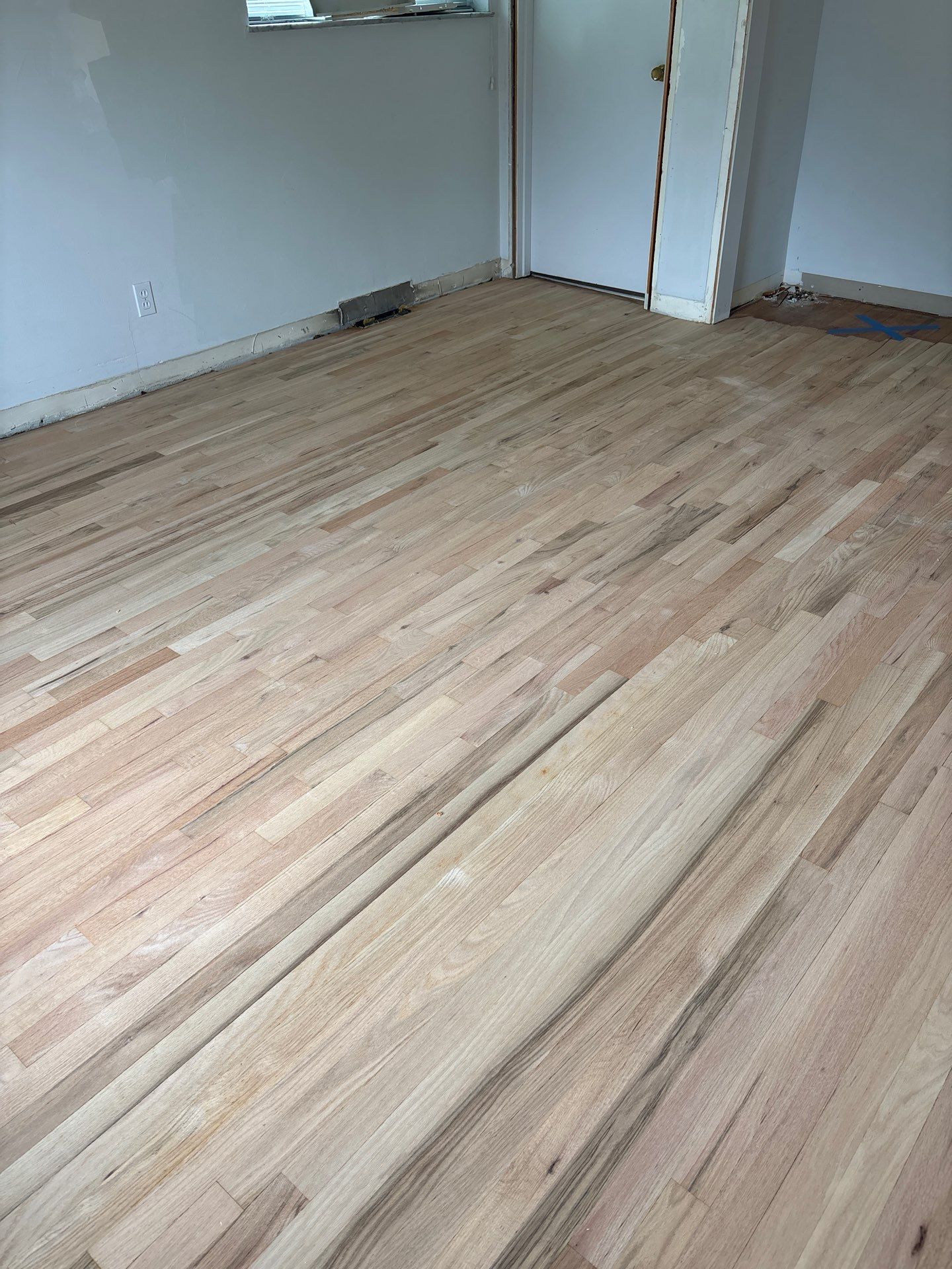 Red Oak Hardwood Floor Installation and Refinishing in Cincinnati by Footprints Floors Kentucky