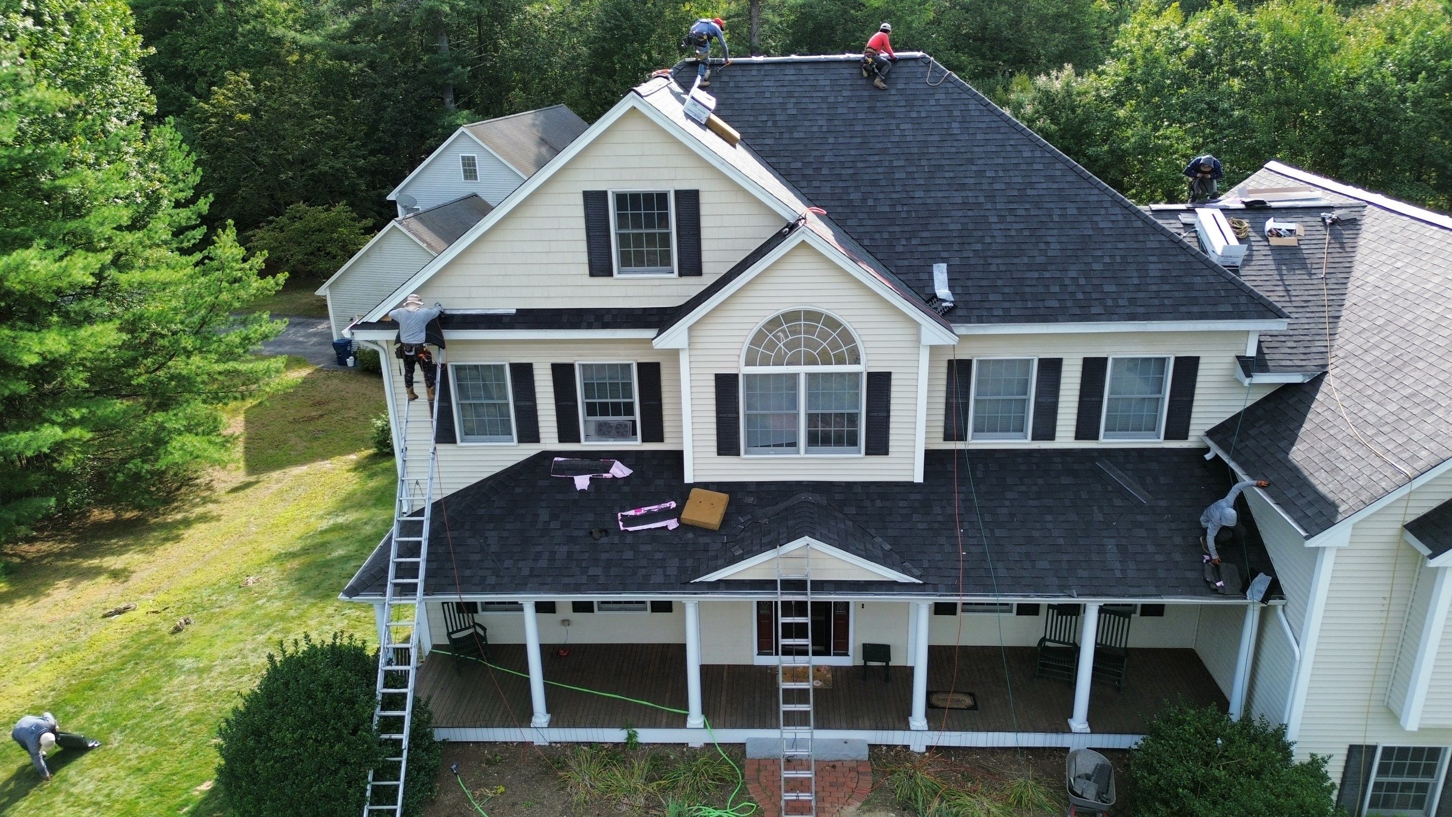 Complete Roof Replacement with Owens Corning TruDefinition Shingles by Mighty Dog Roofing of Greater Middlesex County