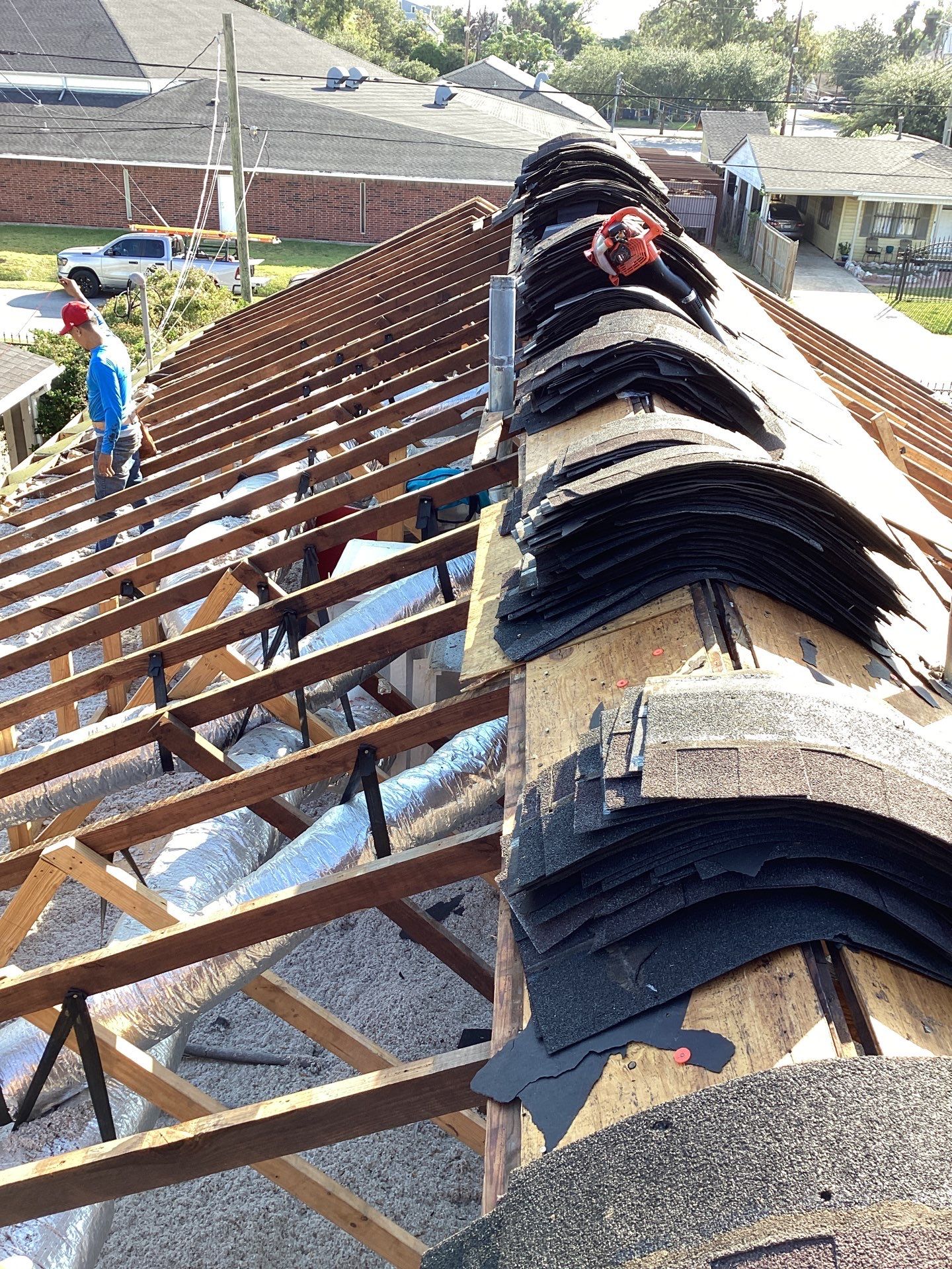 Residential Roofing Installation using Owen's Corning Duration (Lifetime) Shingles by Roof Repair Company