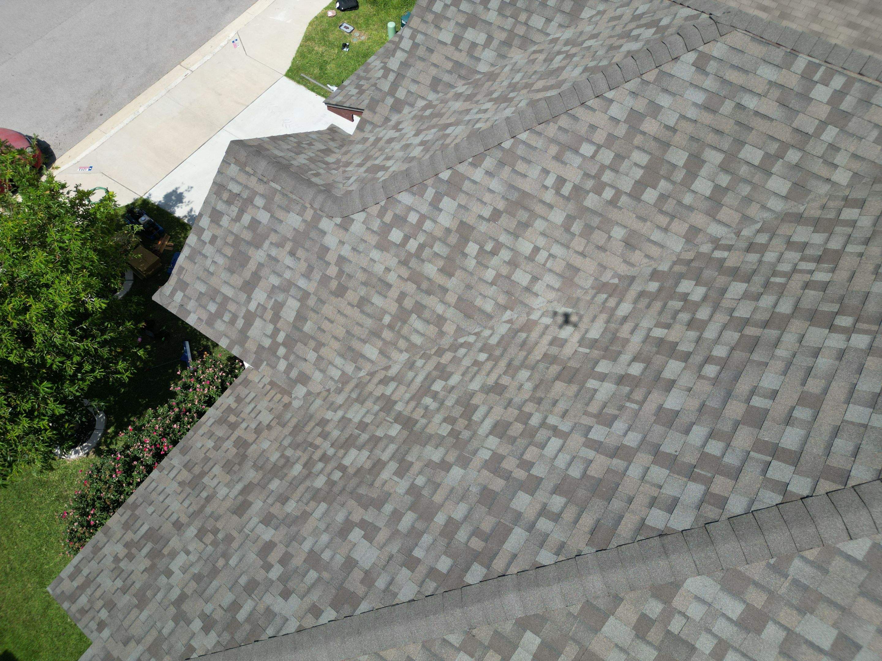 New Driftwood - Owens Corning TruDefinition Duration by RoofsOnly.com