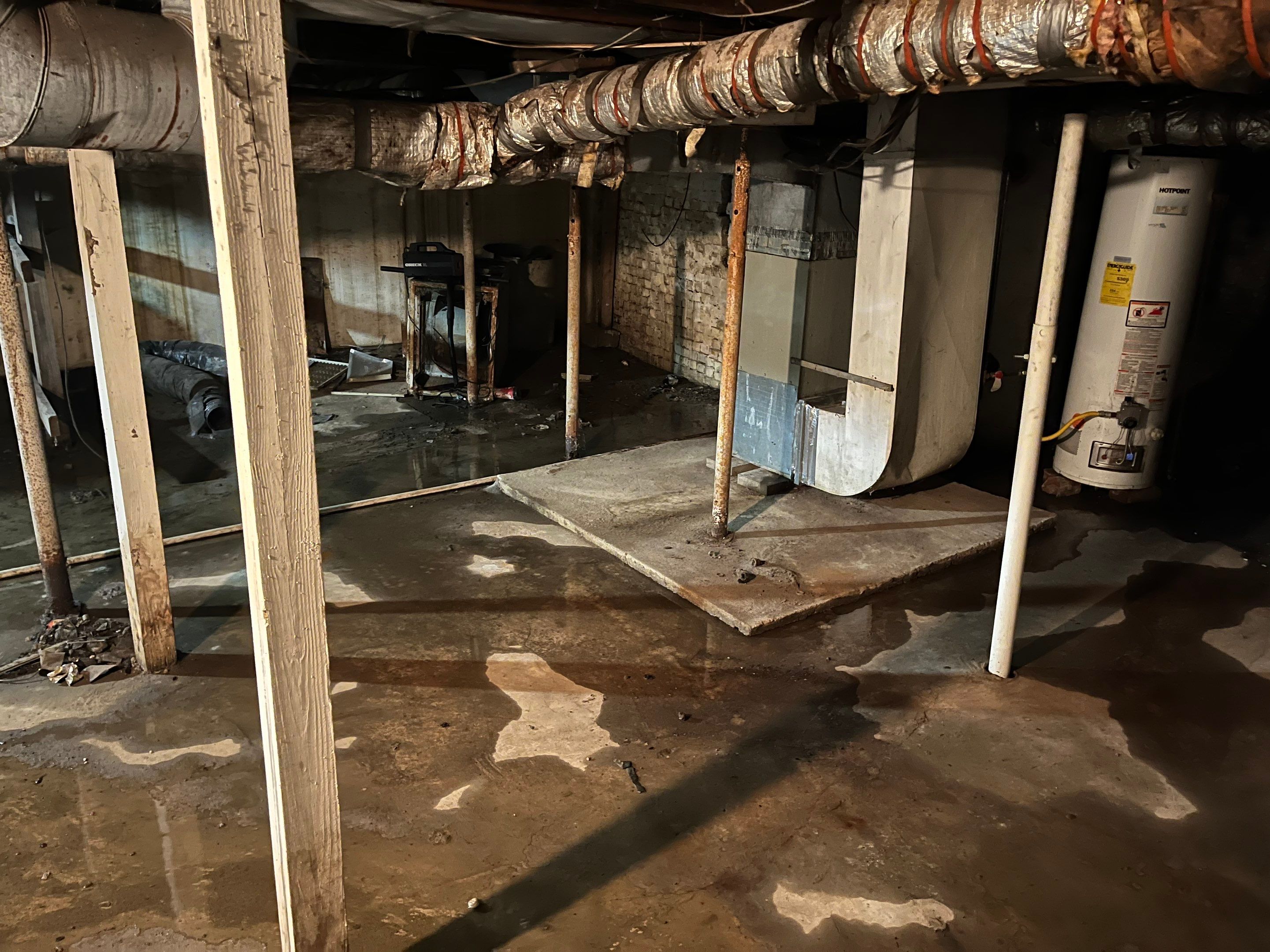 Basement Water Damage in New Albany, IN by ANR Restoration