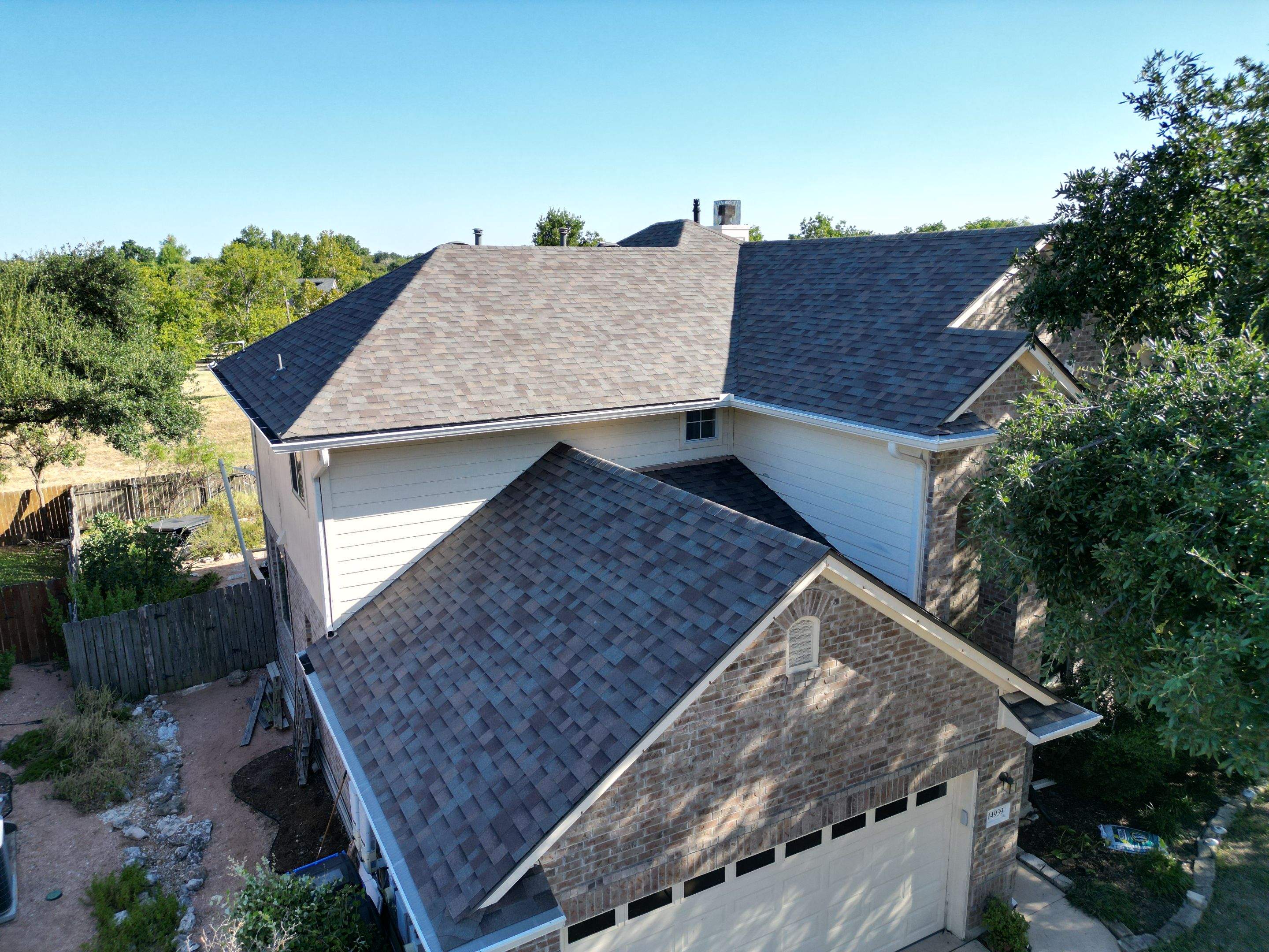 Natural Wood - Malarkey Highlander by RoofsOnly.com