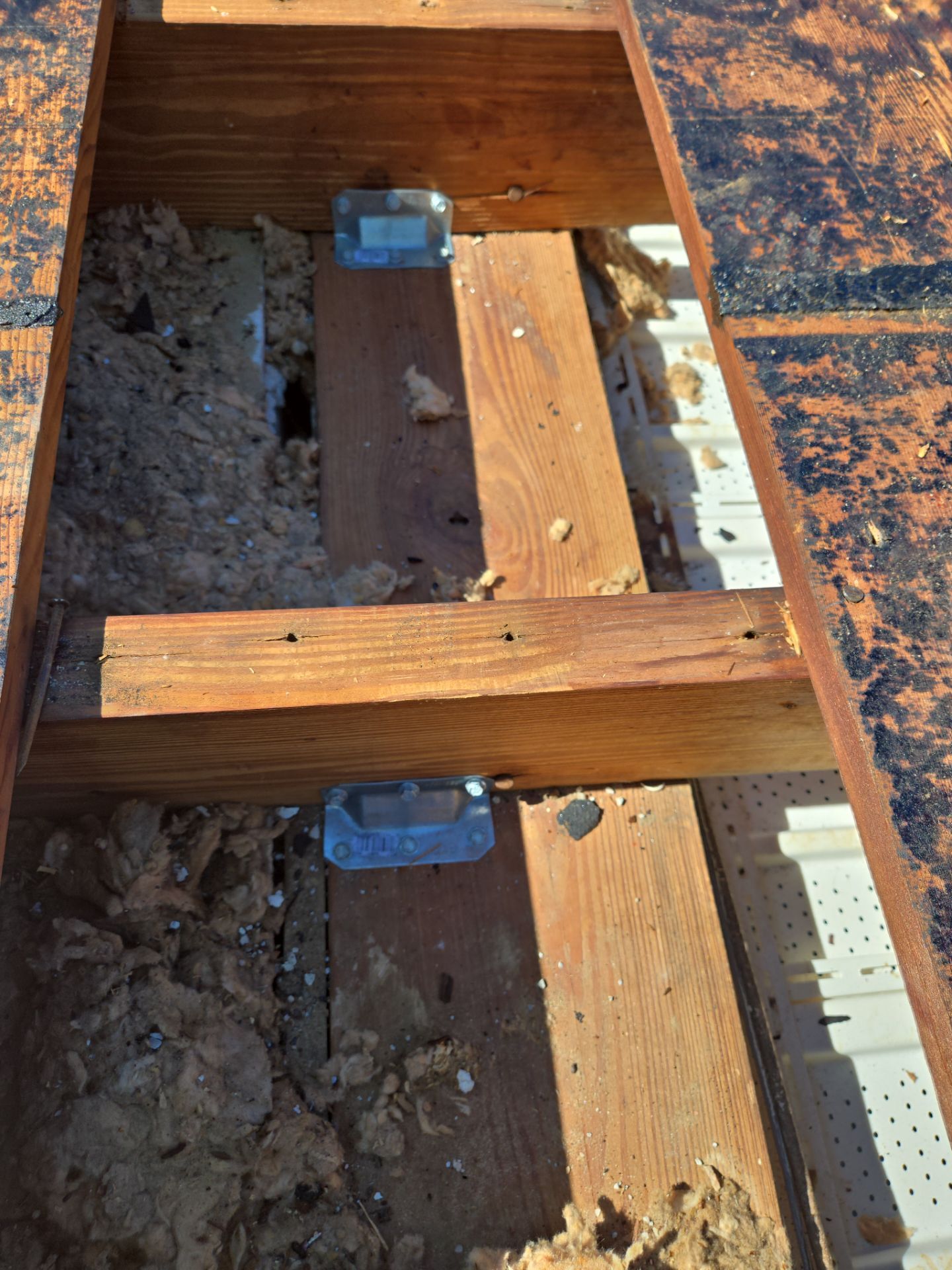Project in St. Petersburg 33705 by Mitchell Roofing Company LLC 