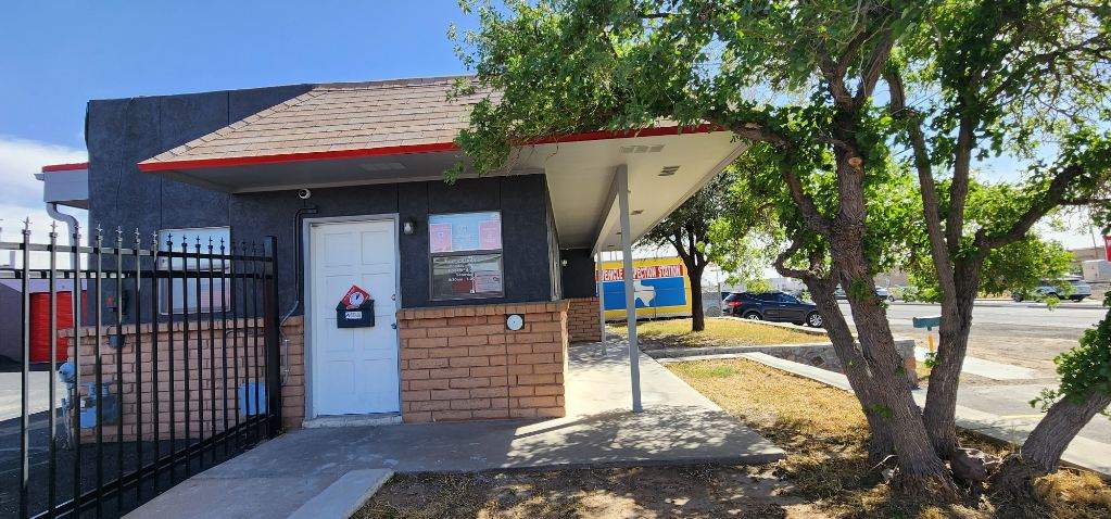 Cube Smart Doniphan Rd by Regal Renovate