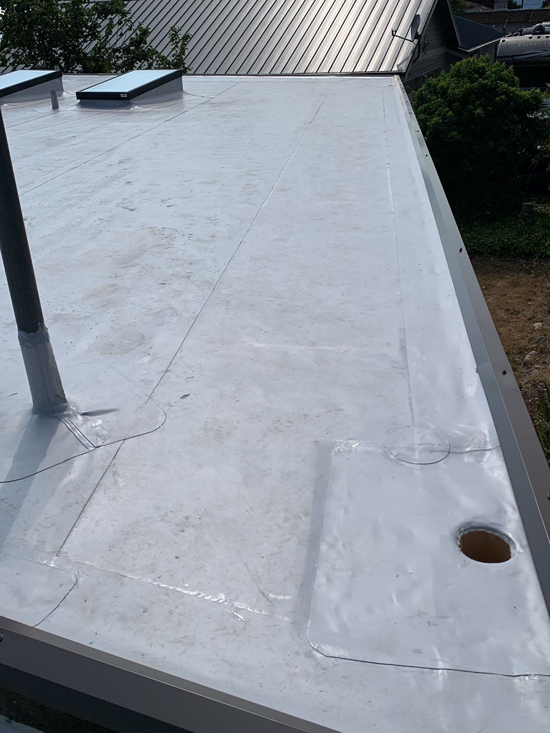 Tulalip Residence Duro-Fleece Re-roof by Alternative Roofing Systems Inc.