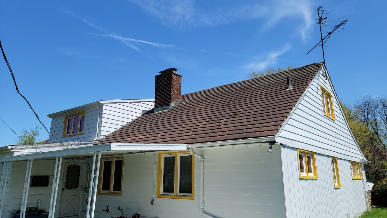 ATLAS PINNACLE COLOR: WEATHERED SHADOW DRIP EDGE: WHITE by Eagle Eye Roofing