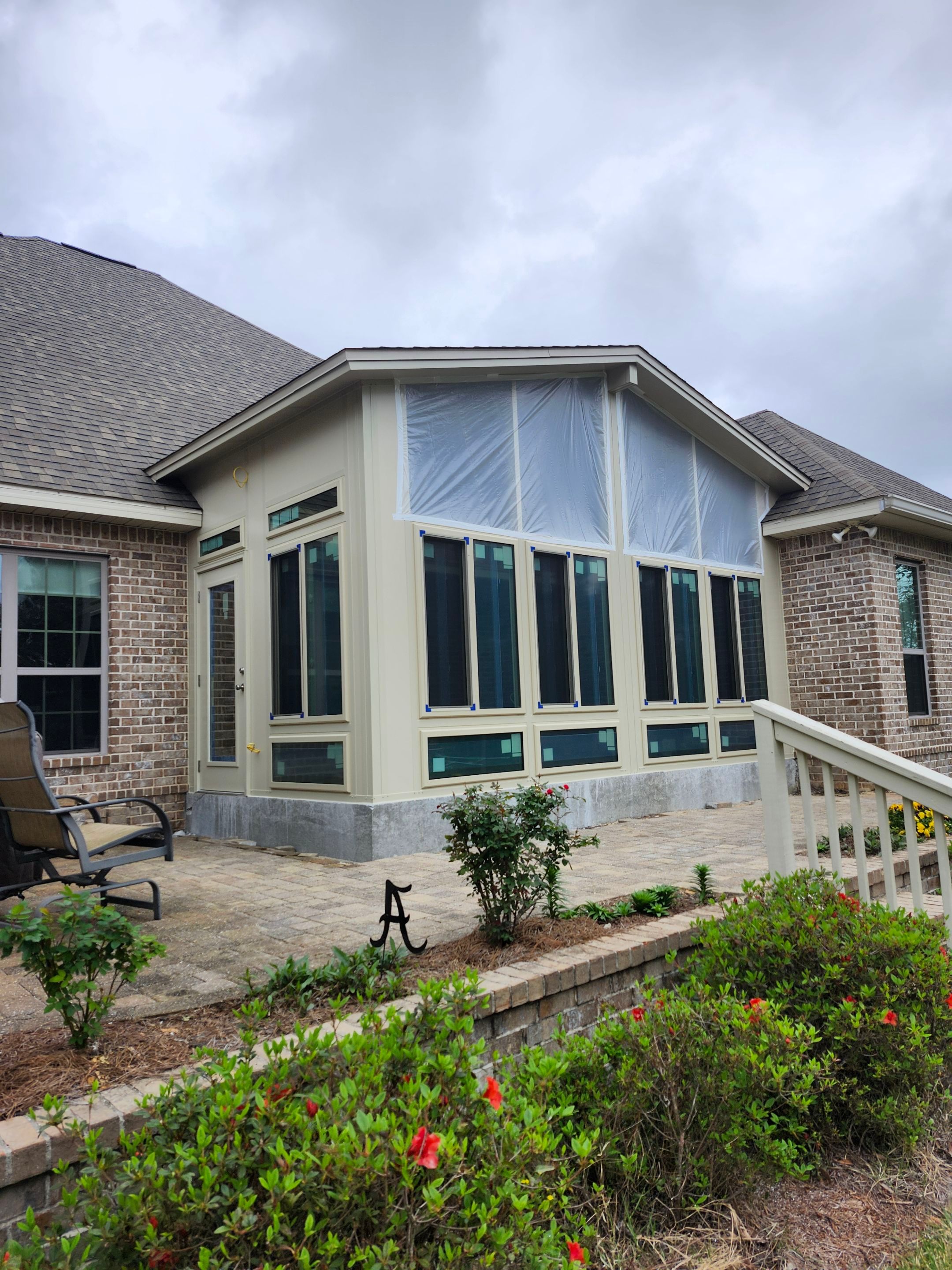 Glass Room using Colorbeam in Pensacola by Titan Sunrooms