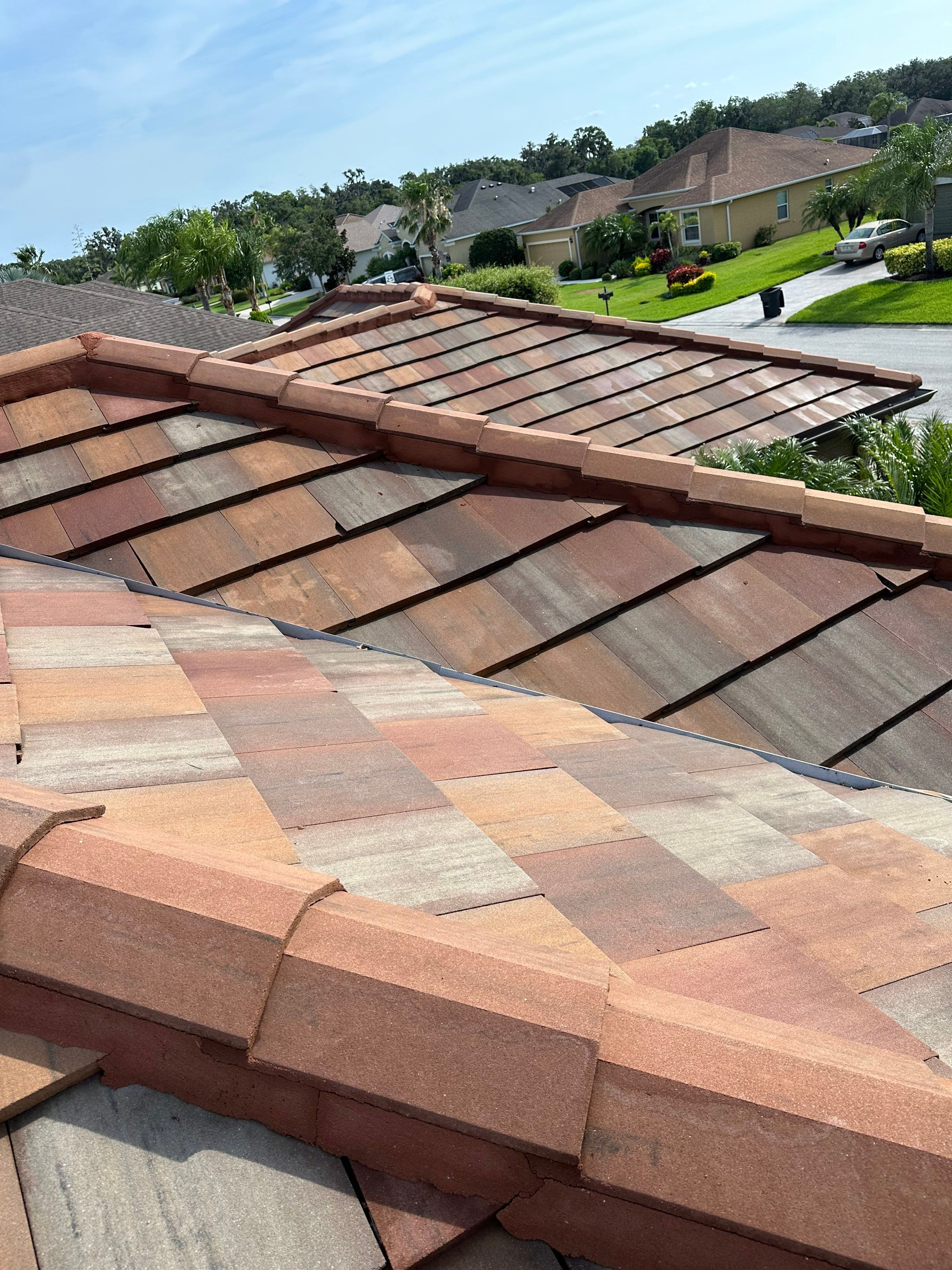 🏡 Tile Roof Cleaning – Gamble Creek Estates, Parrish, FL by Sunshine AquaWash