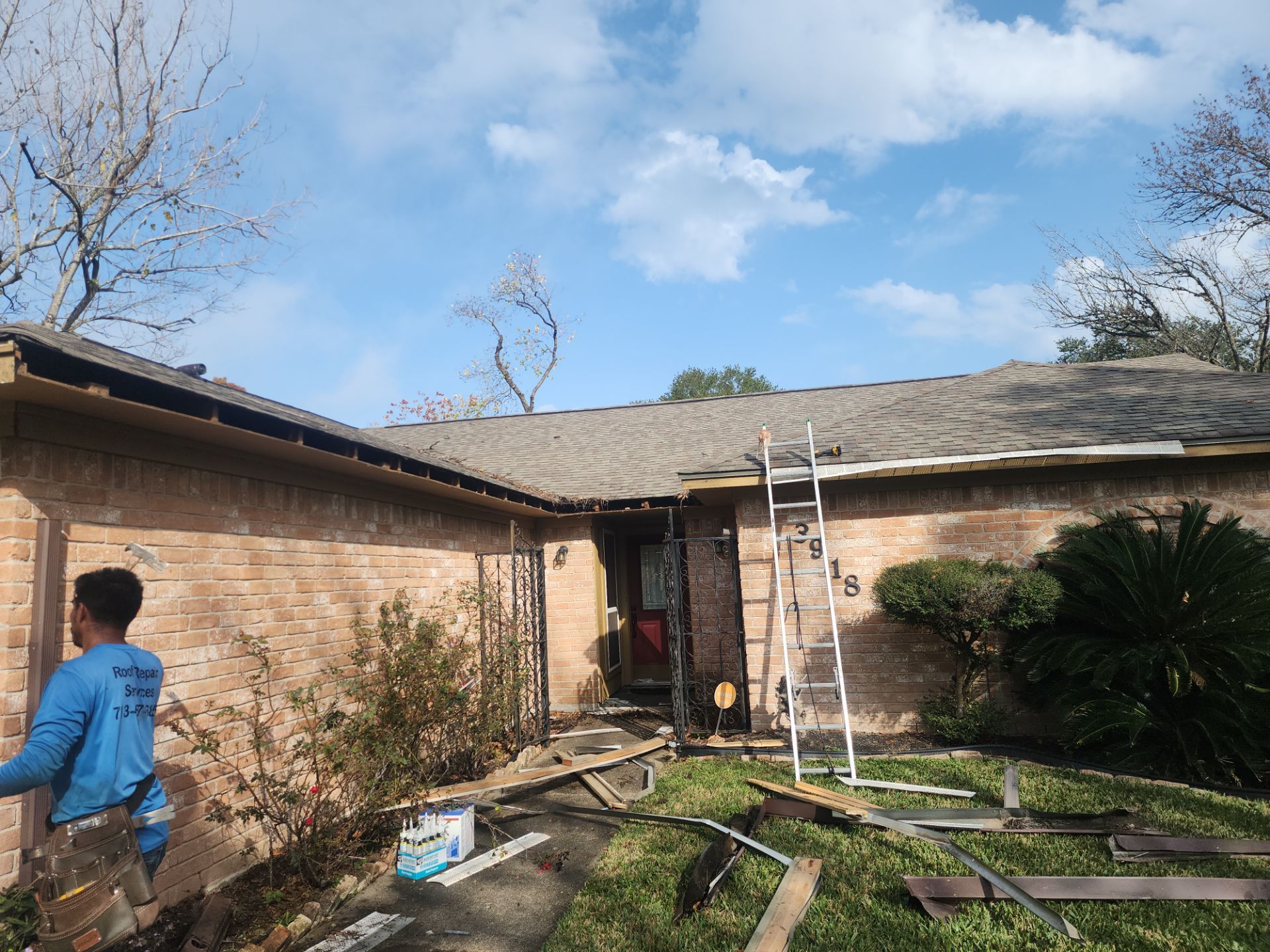 Roof Replacement Houston by Roof Repair Company