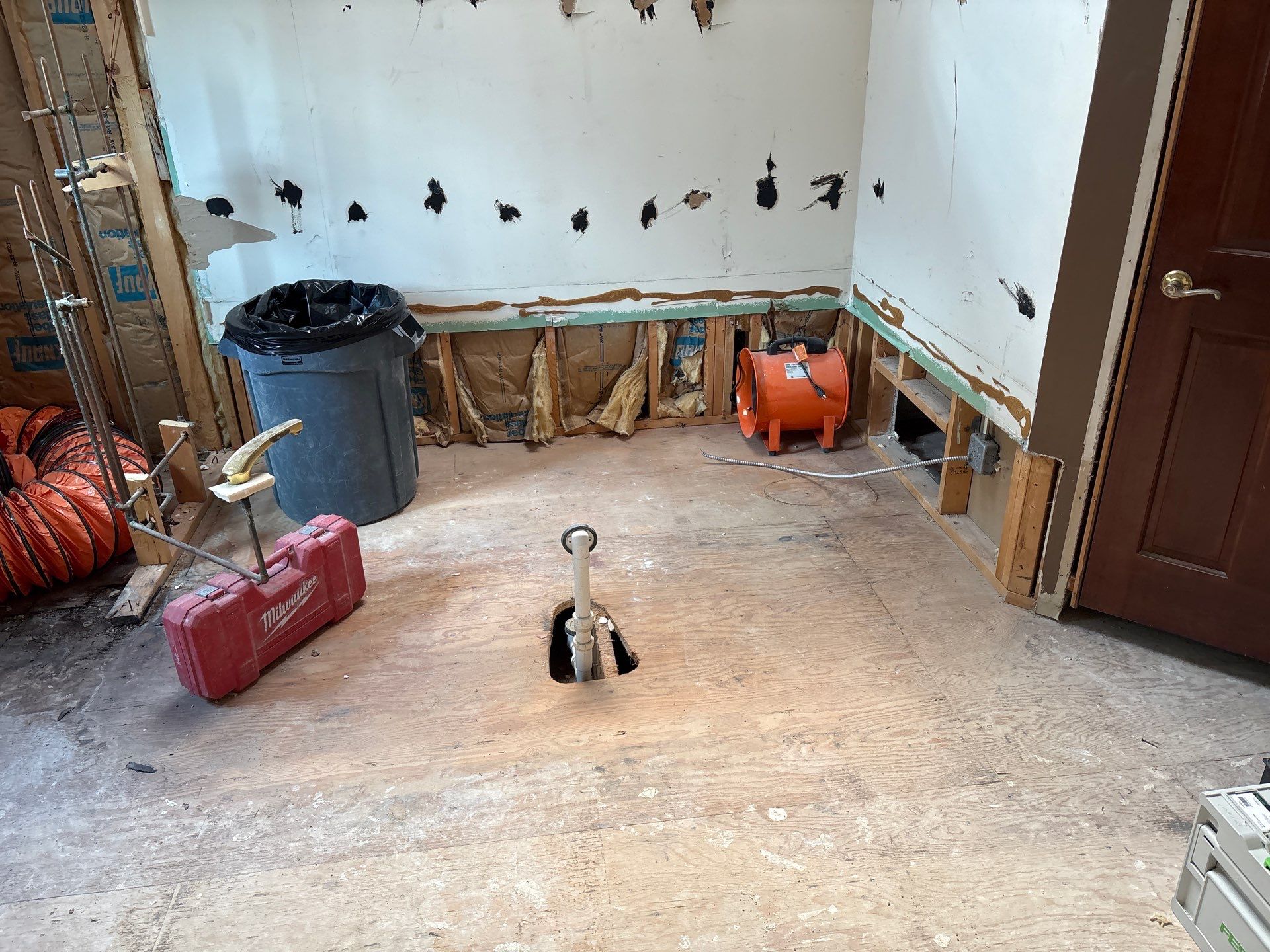 Mirror mirror on the wall… we had to overhaul it all by Snap Home Solutions