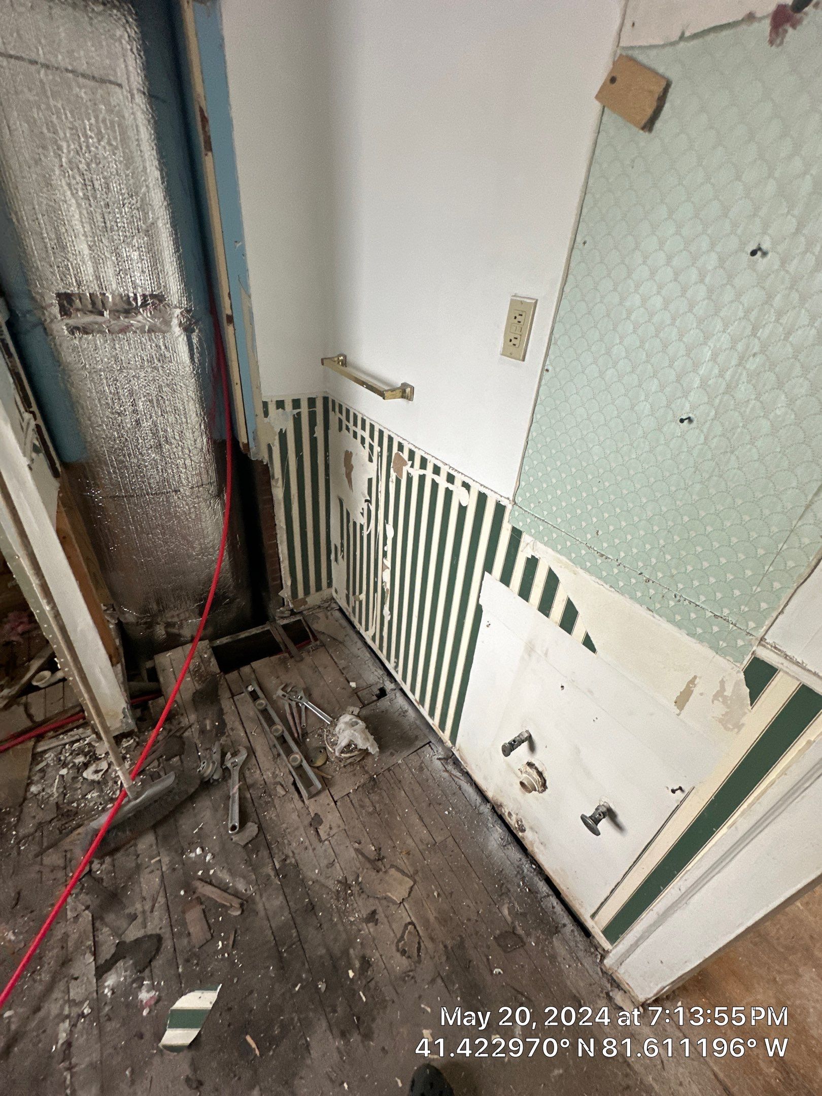 Garfield Heights Single Family Full Remodel by Reinovation