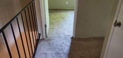 Re-stretching Townhouse Carpeting