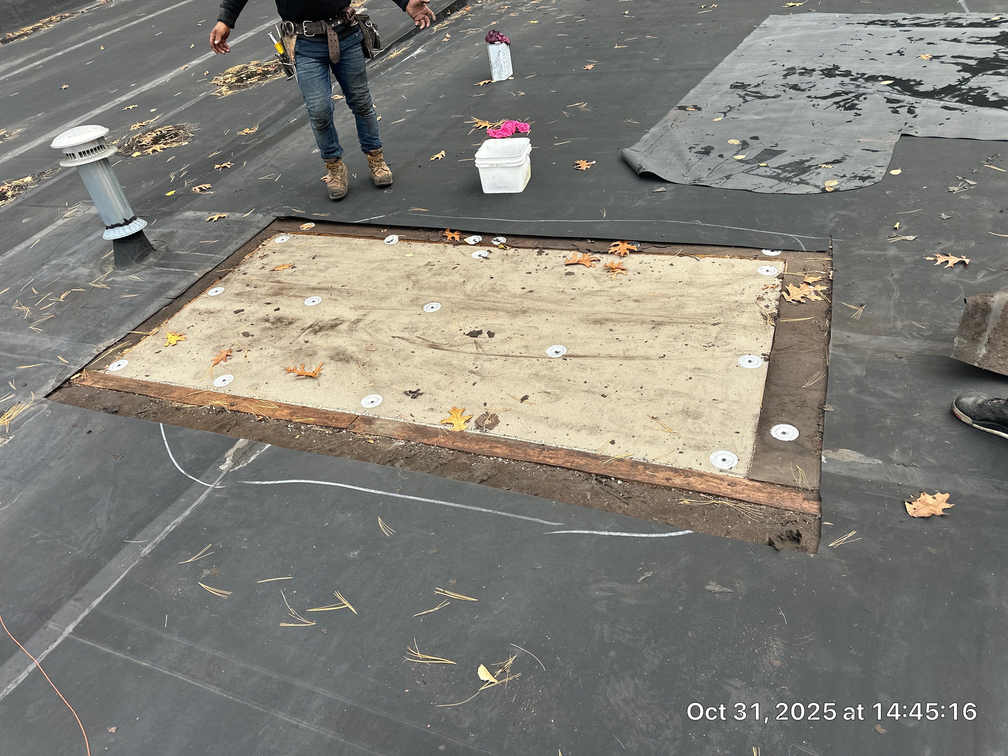 Acton EPDM Roof Edge Reconstruction with Tapered Insulation System by Mighty Dog Roofing of Greater Middlesex County