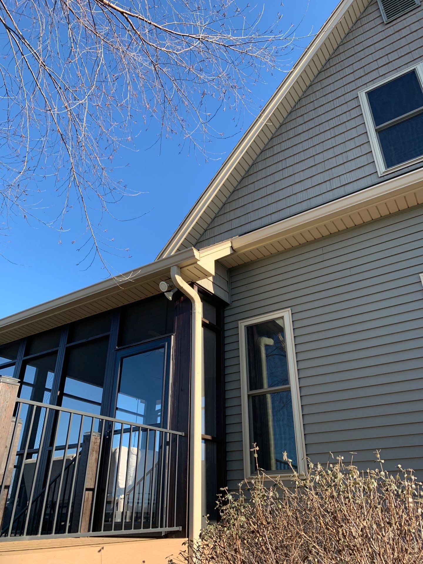 Lake Life = No Maintenance  !! by EEC  Windows, Siding & Roofing 