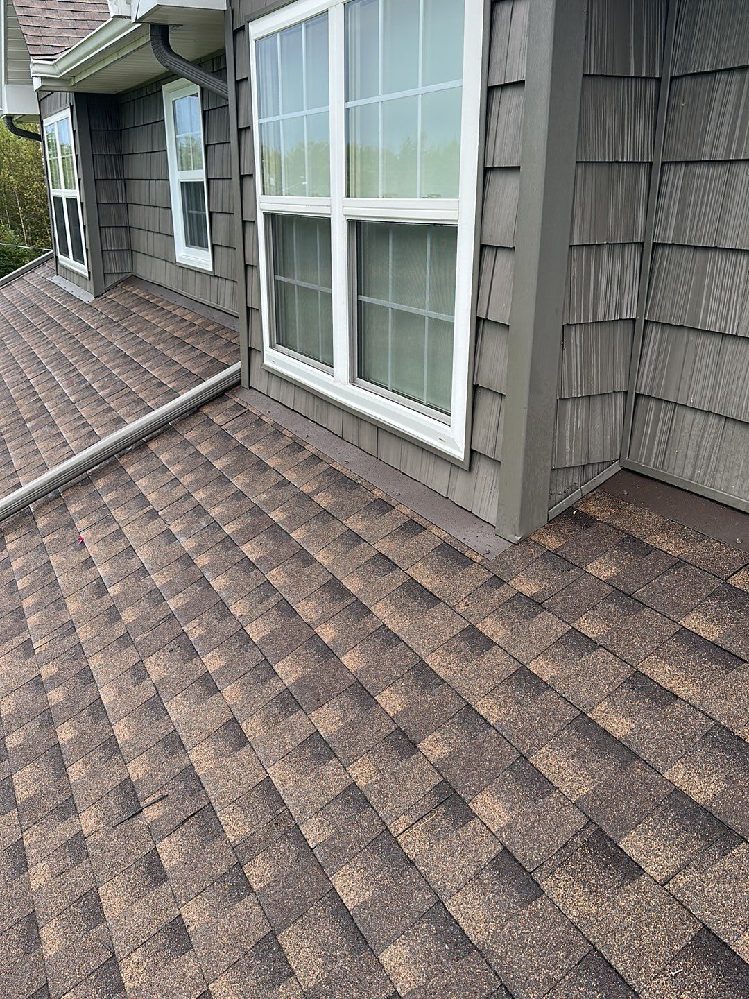 Residential Roofing Installation using Asphalt GAF HDZ by Artisan Roofing & Home Improvements Inc.