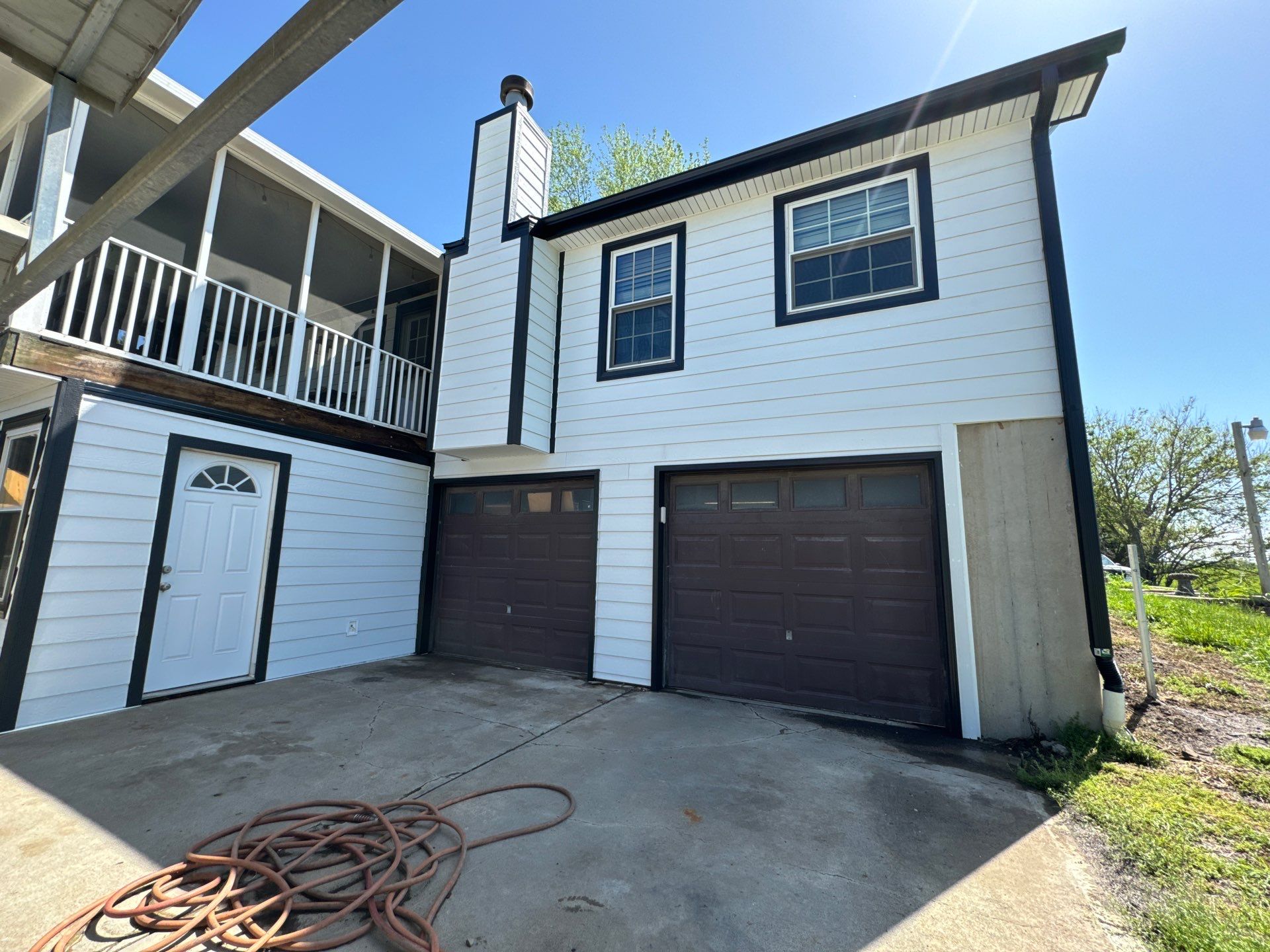 Modern Living by EEC  Windows, Siding & Roofing 