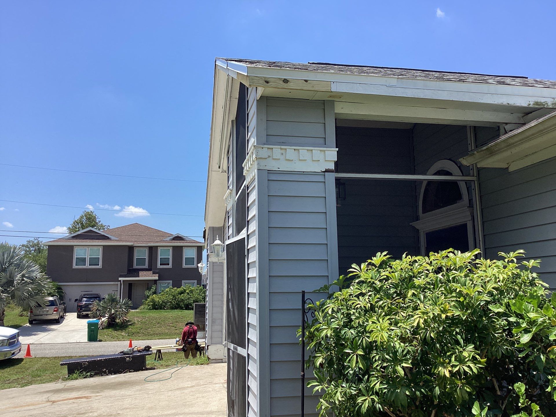 Aluminum Seamless Gutters using Splash Guard in Cape Coral FL by Gutter Professors