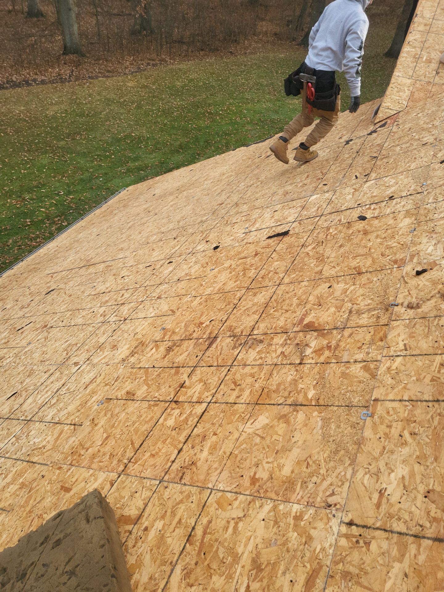 ATLAS PINNACLE COLOR: BURNT HICKORY DRIP EDGE: ROYAL BROWN by Eagle Eye Roofing