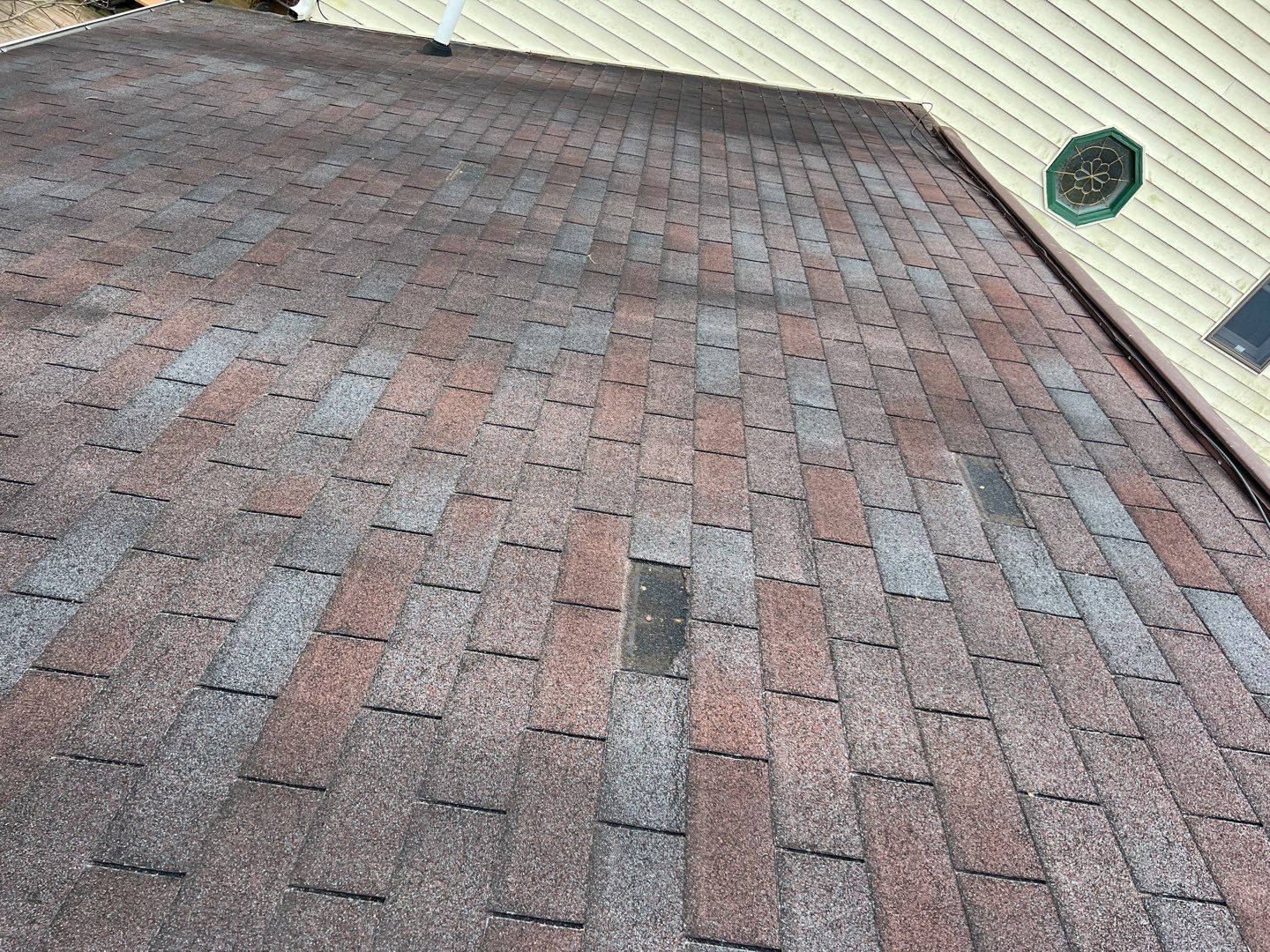 Residential Roofing Installation using Ownes Corning Brownwood Duration by Storm Contracting