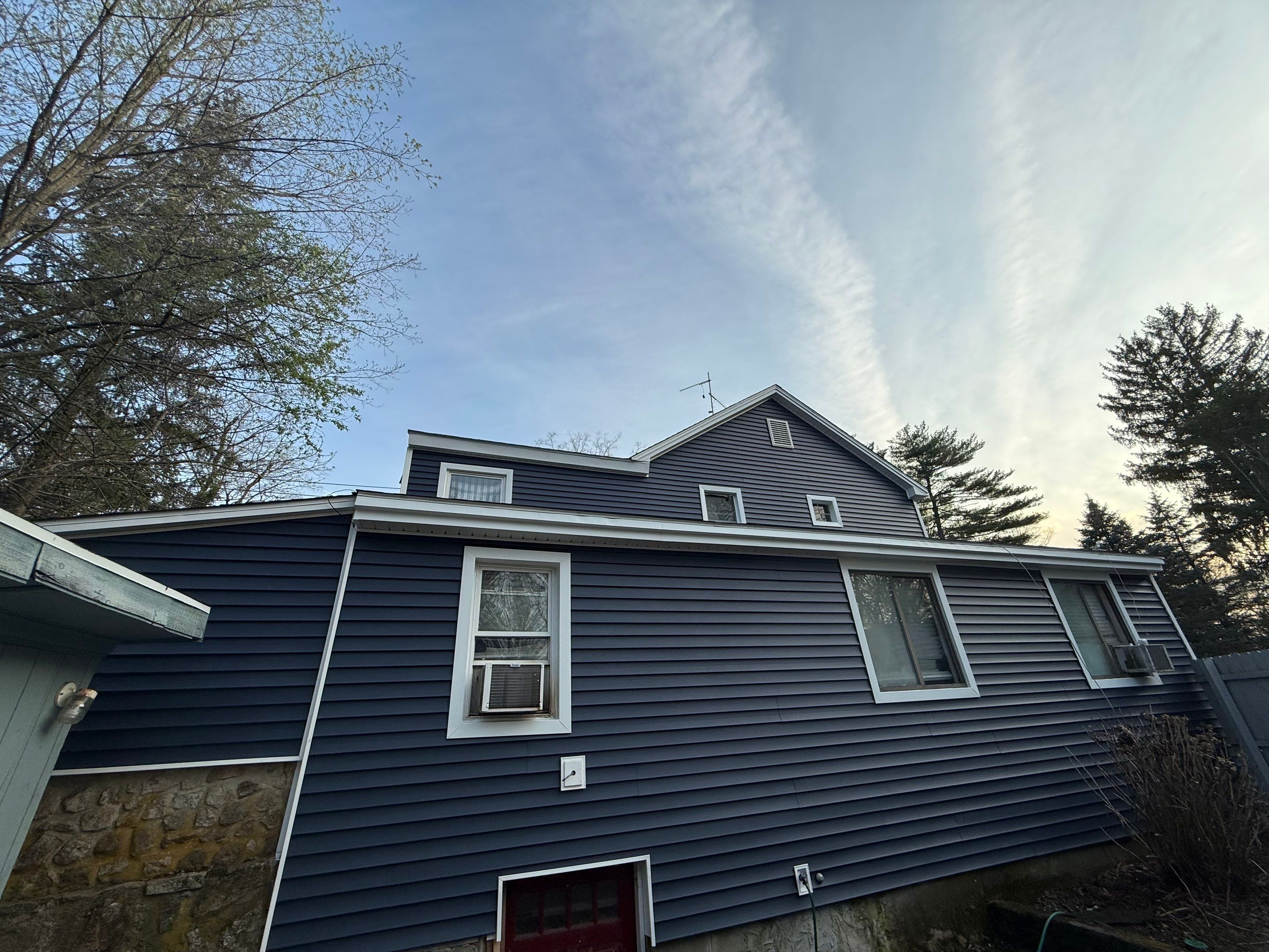 Roof & Siding by JLP PRO SERVICES LLC