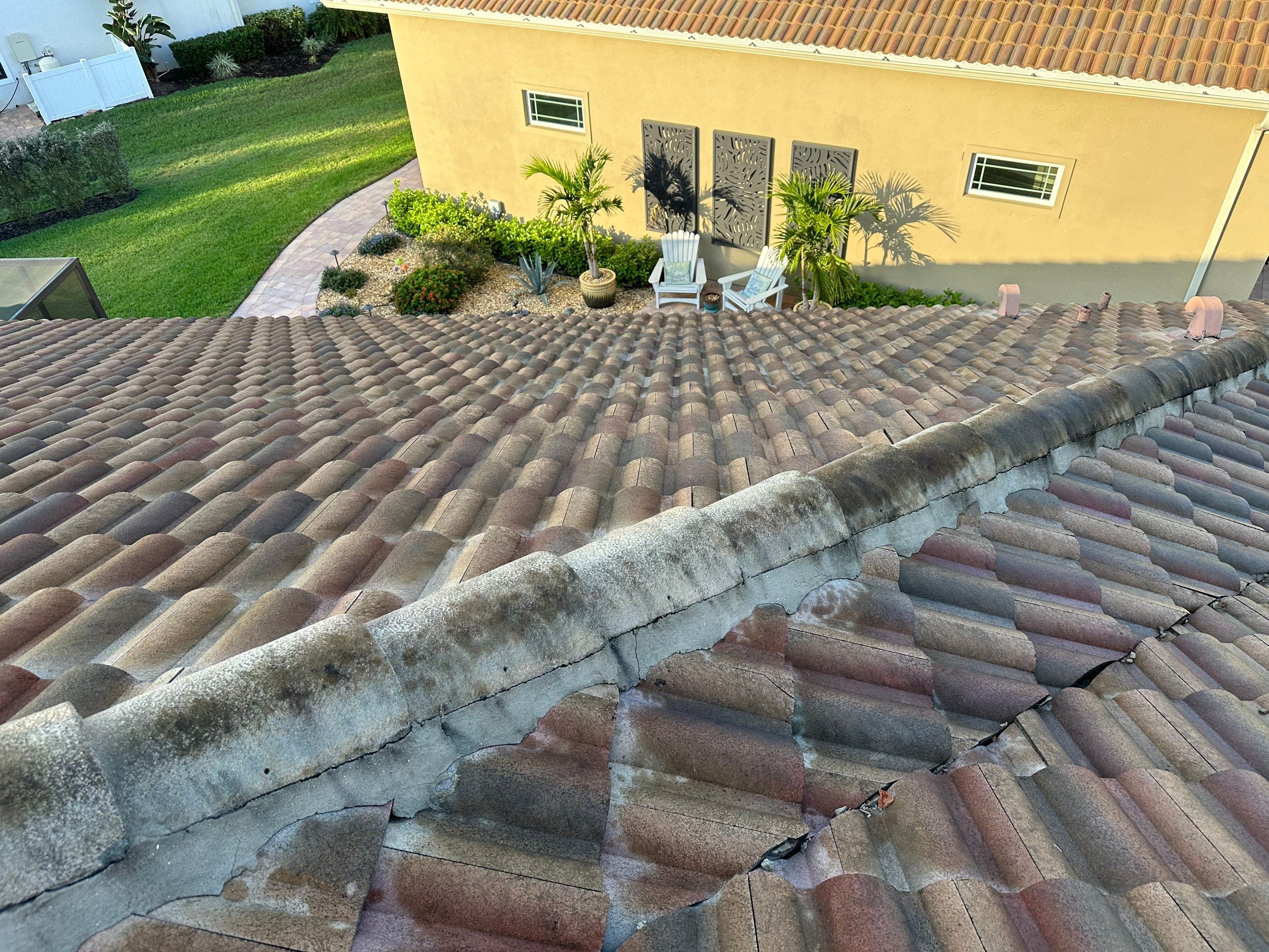 Concrete Tile Roof Cleaning in Winding River Community, Bradenton, FL | Sunshine AquaWash by Sunshine AquaWash