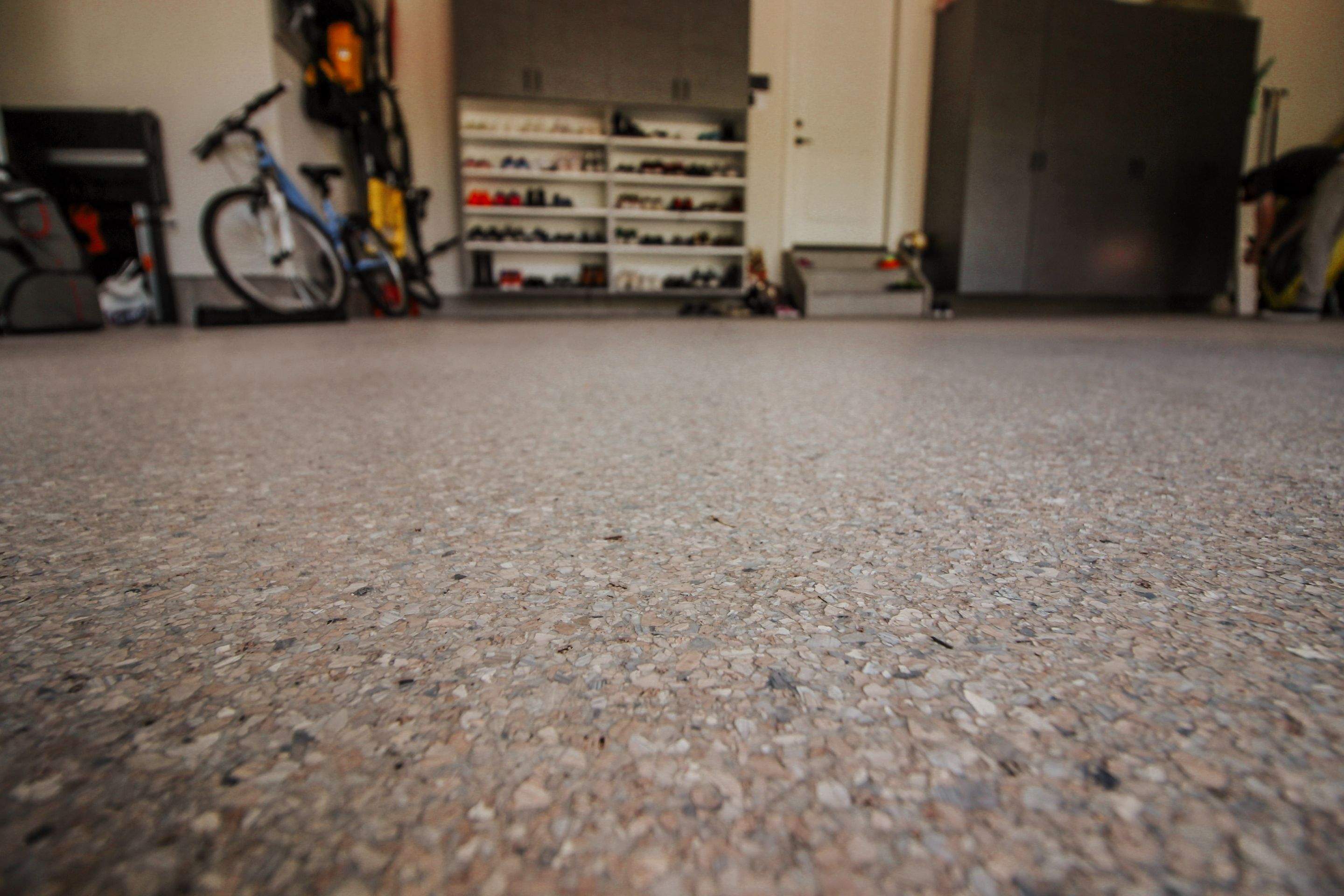 Driveway and Garage Installation using Fieldstone by Your1DayFloor.com
