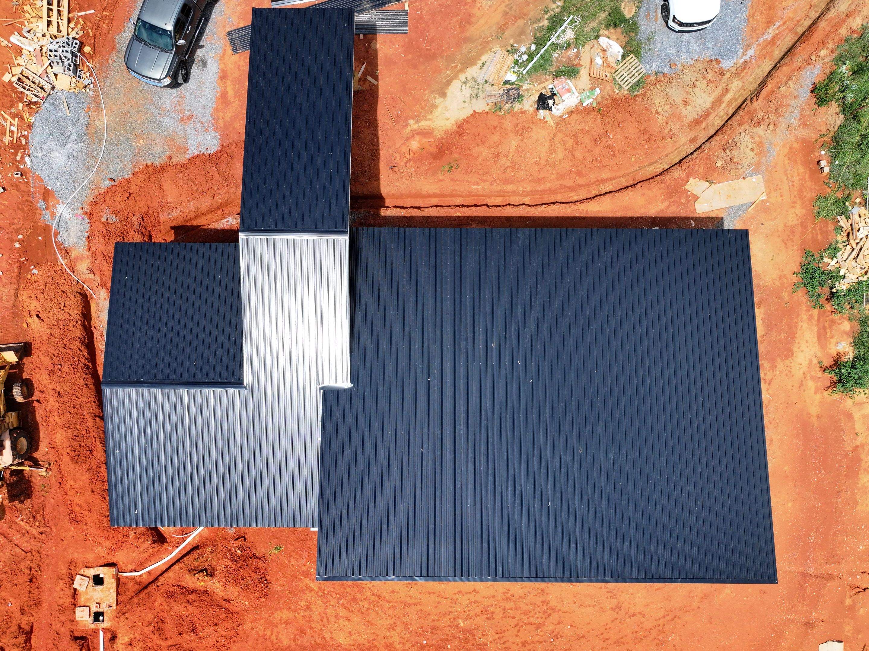 Titus Sr. Residence by Omnia Roofing