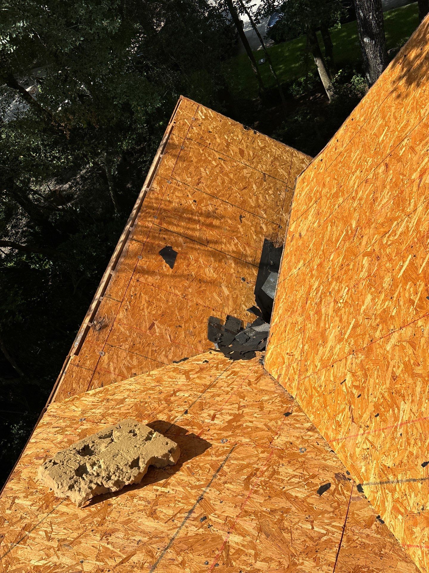 Residential Roofing Installation using Owen's Corning Duration (Lifetime) Shingles by Roof Repair Company