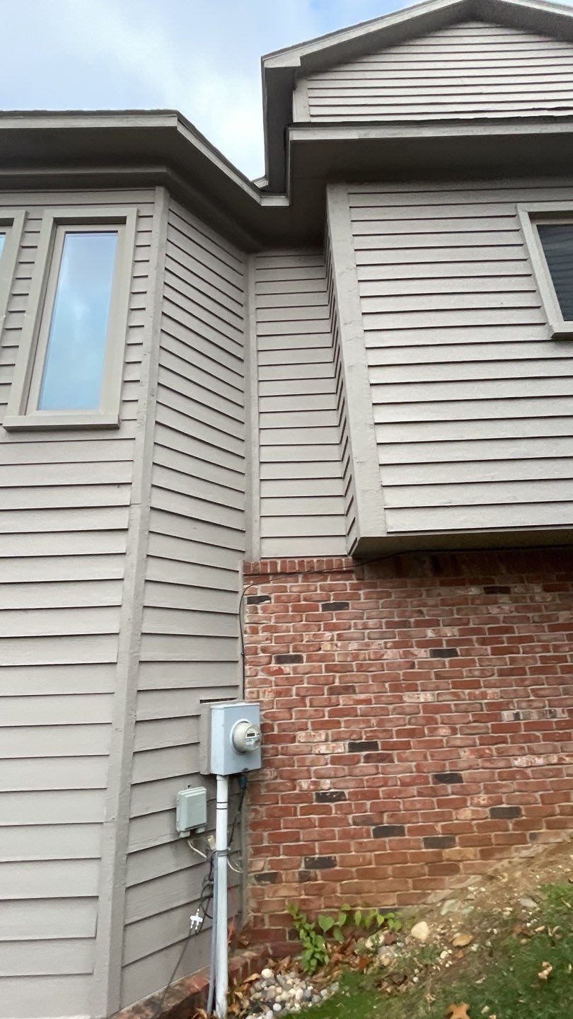 Siding Replacement using CertainTeed Monogram D5 Clapboard by 180 Contractors