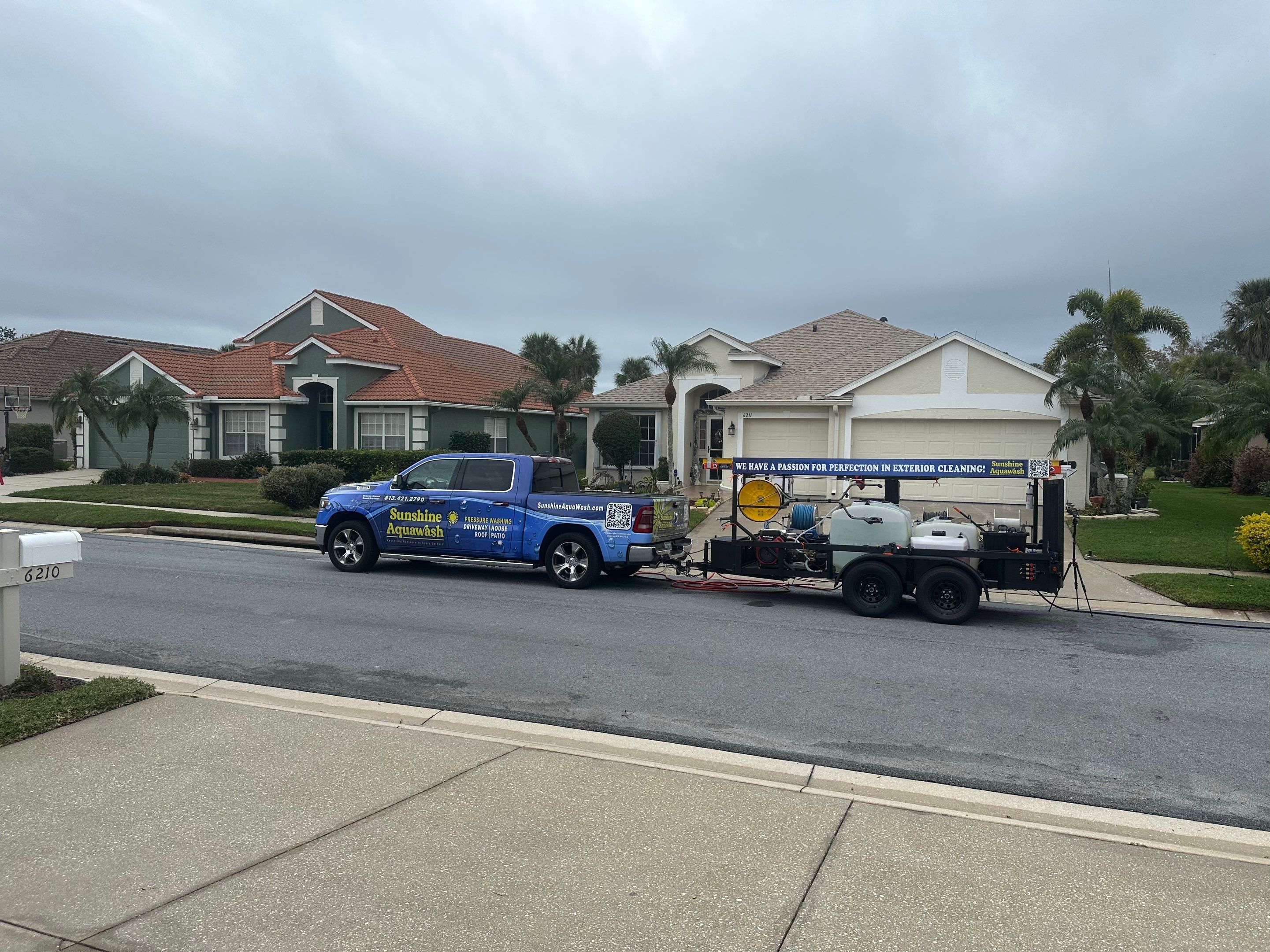Driveway Cleaning and Rust Treatment - Fairways at Imperial Lakes, Palmetto, FL | Sunshine AquaWash by Sunshine AquaWash