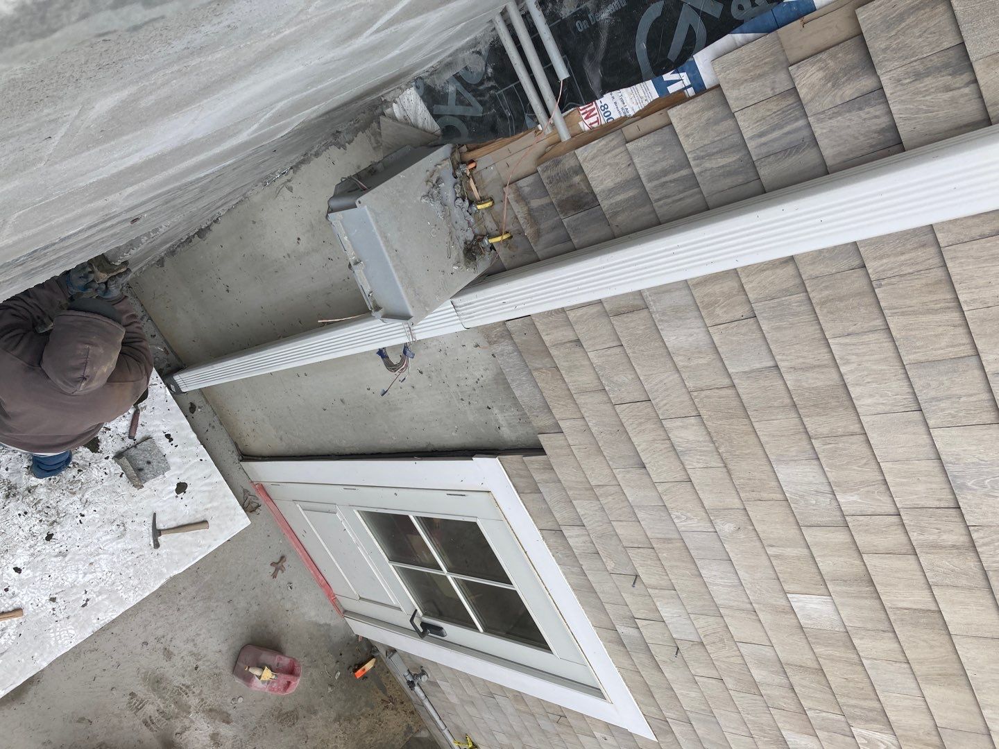 Gutter Installation using 6" K-Style Aluminum Gutter at the Sacconnesset Golf Club by Gutter Pro Enterprises