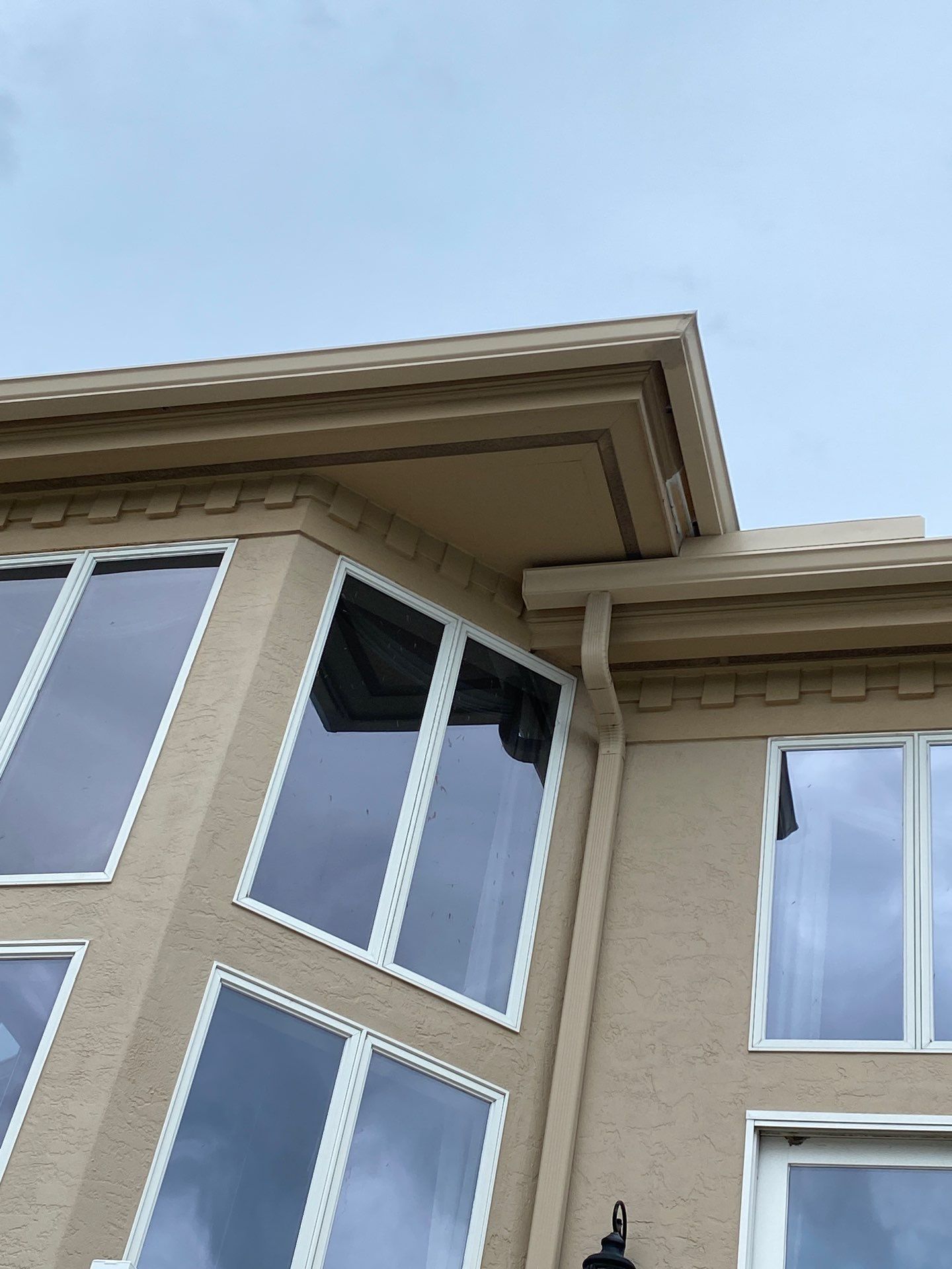 Seamless Gutters in Sarasota FL by Gutter Professors