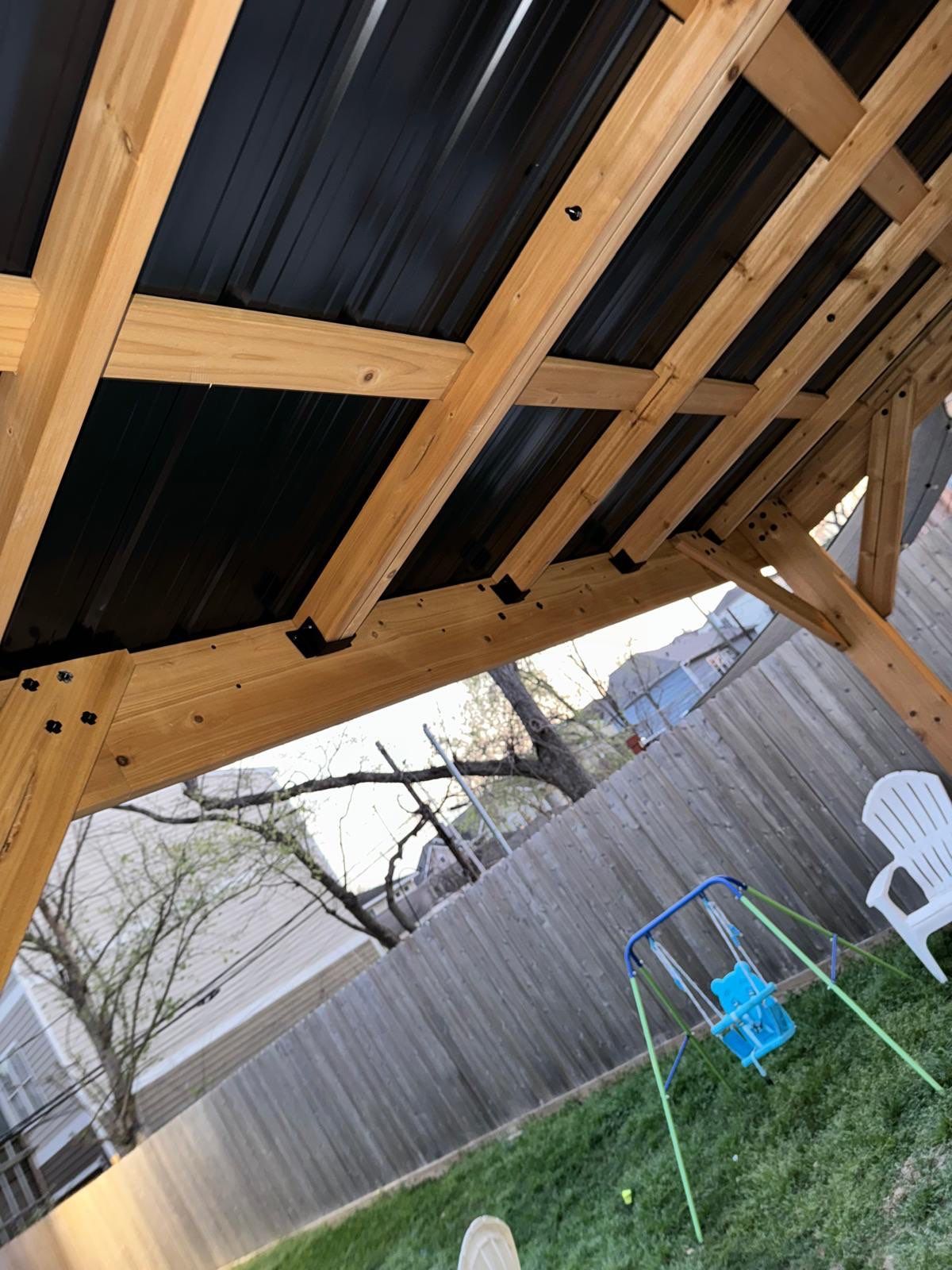 Backyard Upgrade: Professional Pergola Installation for Jennifer! ☀️🍹 by Texas Urban Elements
