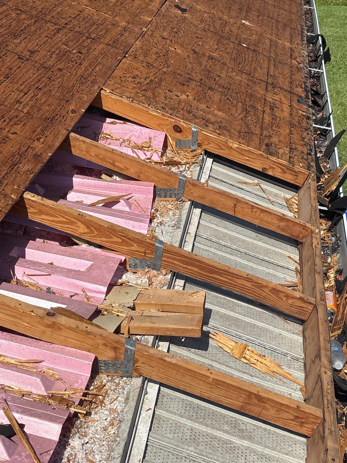 Project in Palmetto 34221 by Mitchell Roofing Company LLC