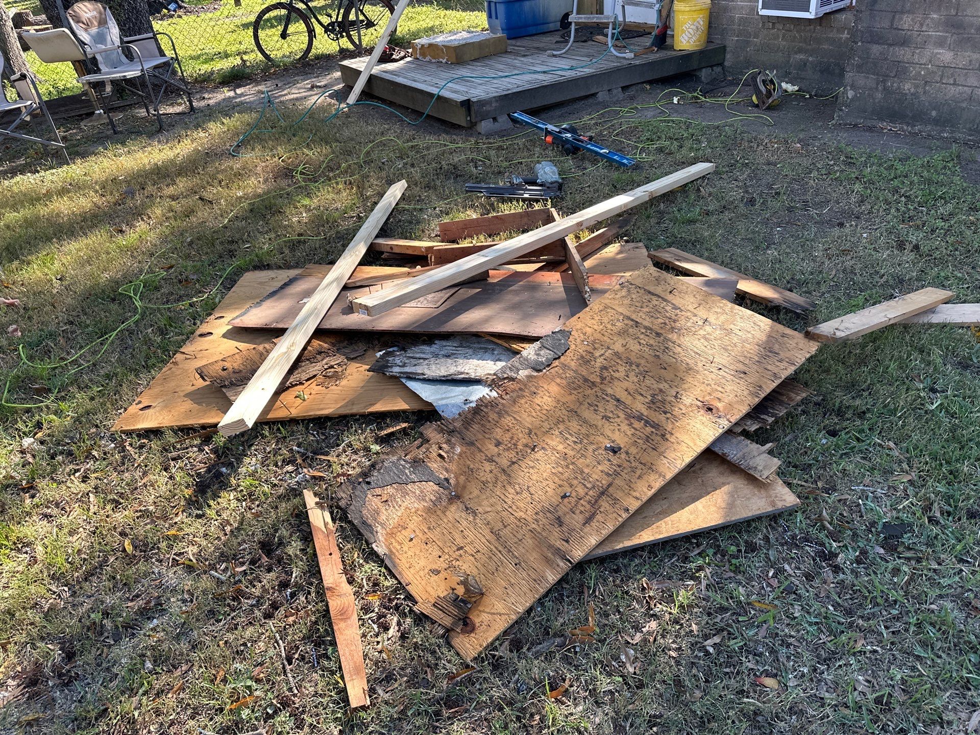 Residential Roofing Installation using Atlas Prolam Black Shadow by Motion Roofing