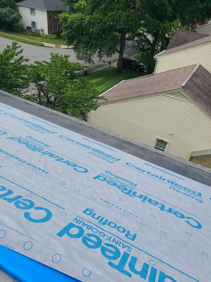 Burke: CertainTeed Landmark Pro Architectural Shingles in Max Def Weathered Wood by RM Banning, Inc.