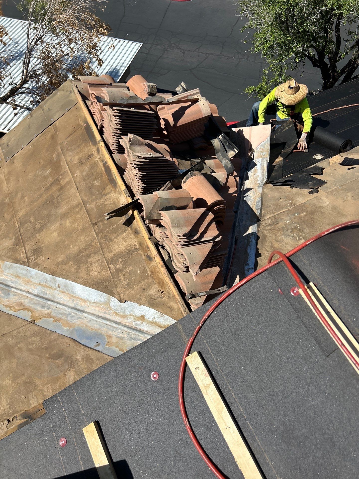 L15364-Latigo Condos by The Original Roofing Company