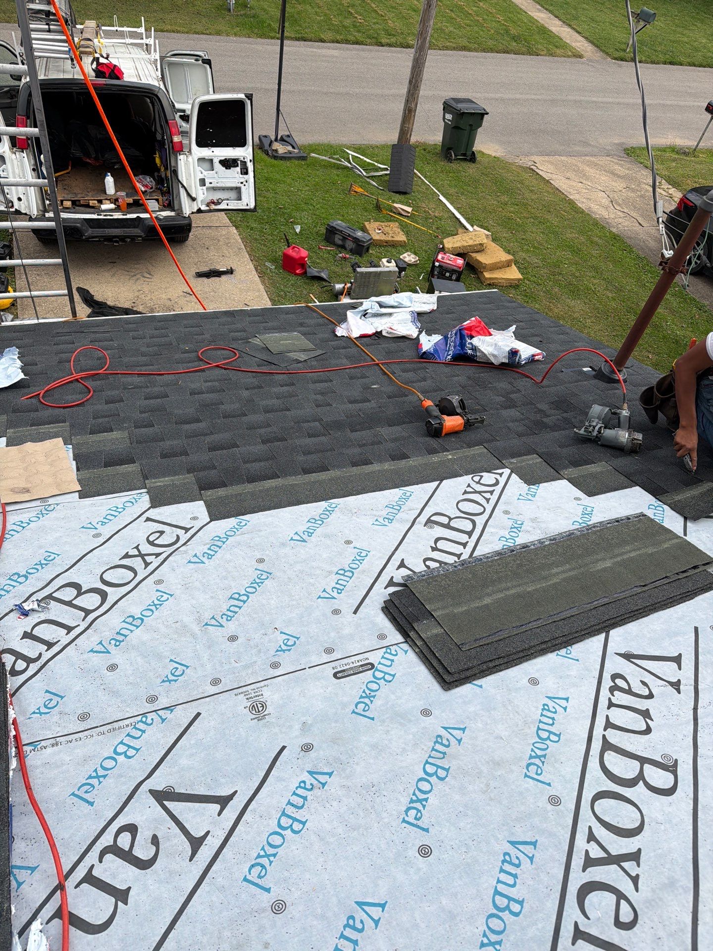 Residential Roofing Installation using GAF Timberline HDZ Charcoal by Rainstoppers Roofing