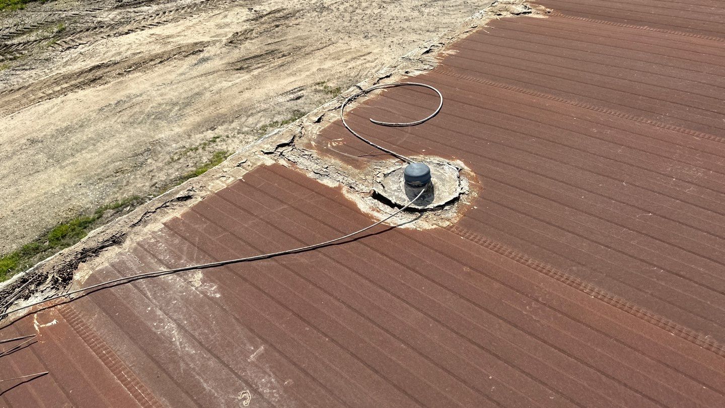 Foam and coatings on mobile home by Straight Edge Roofing Inc