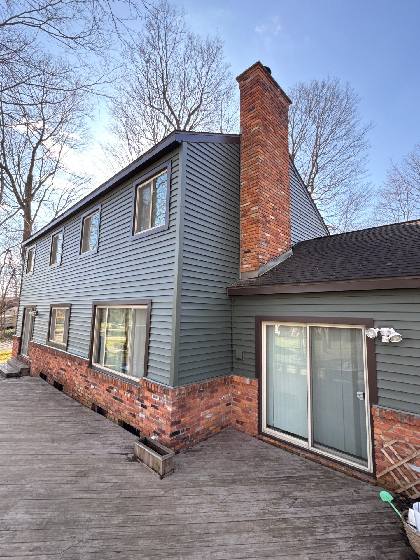 Siding Replacement using Alside Charter Oak D4.5" Deep Moss by 180 Contractors