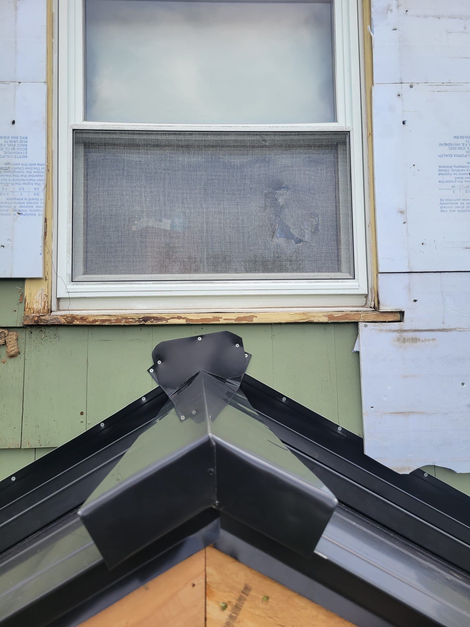 Siding Installation using Royal Building Products Carbon by A Plus Exterior