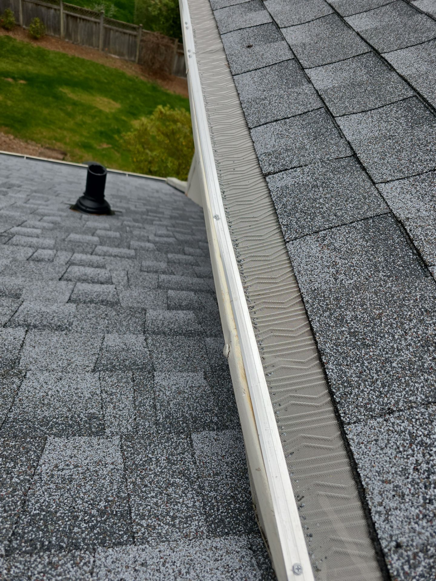 GAF Timberline HDZ in Oyster Grey by Element Pros Roofing, LLC