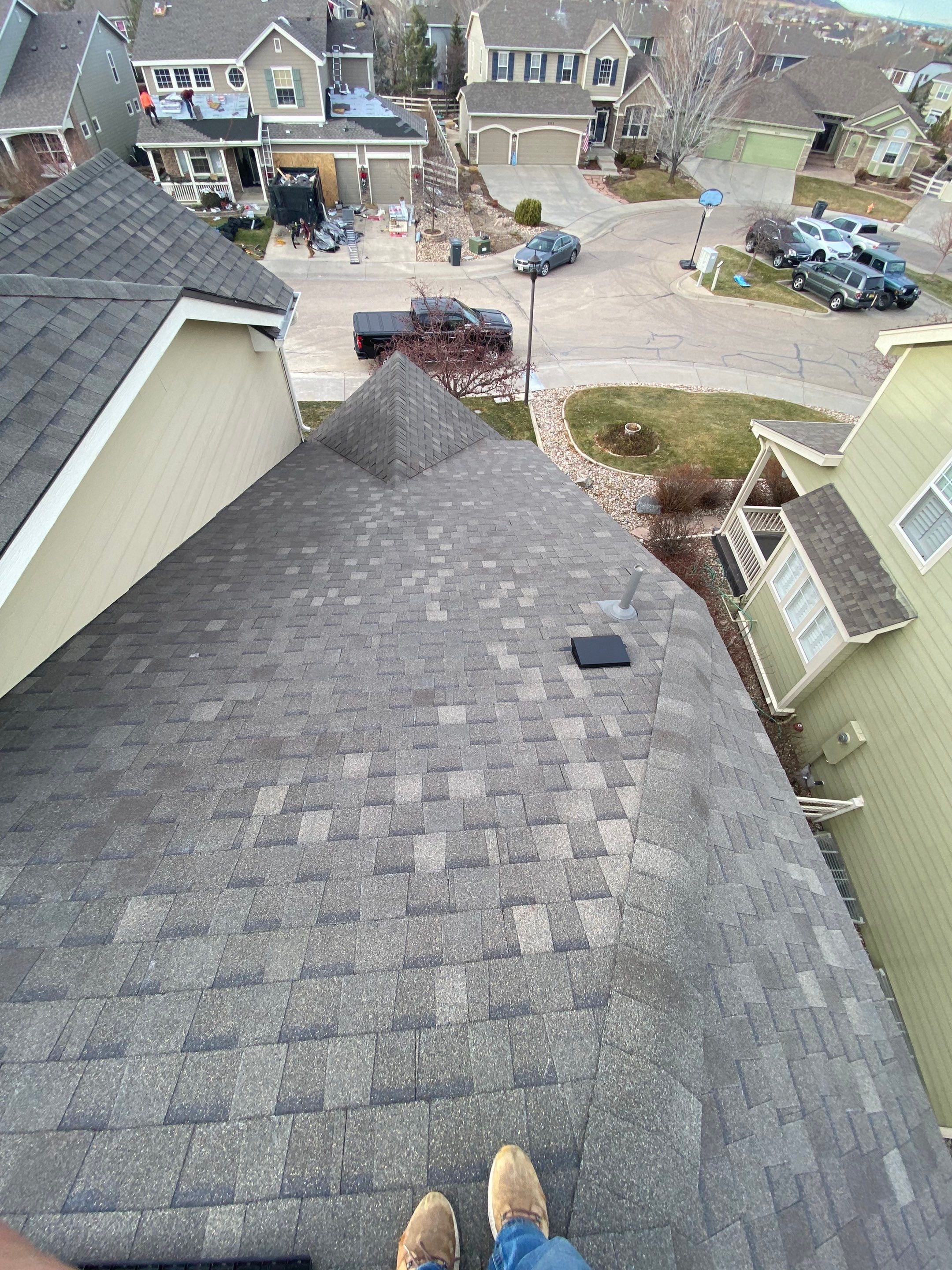 Resdiental Hail Damage Roof Replacement using Atlas Pinnacle Class 4 Impact Resistant "Weathered Wood" color by Black Belt Roofing