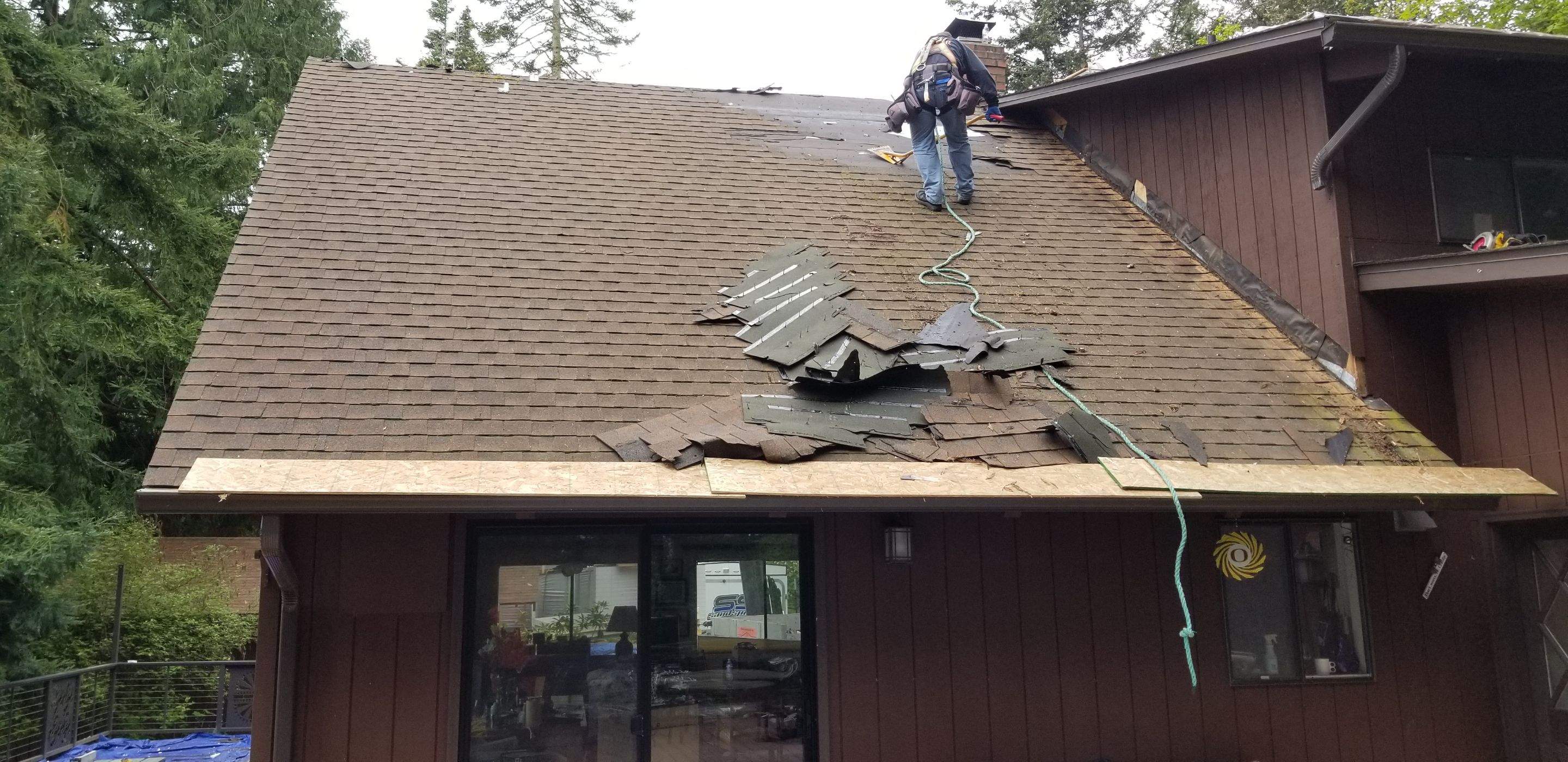 Island job for Mary by RoofWorks Northwest